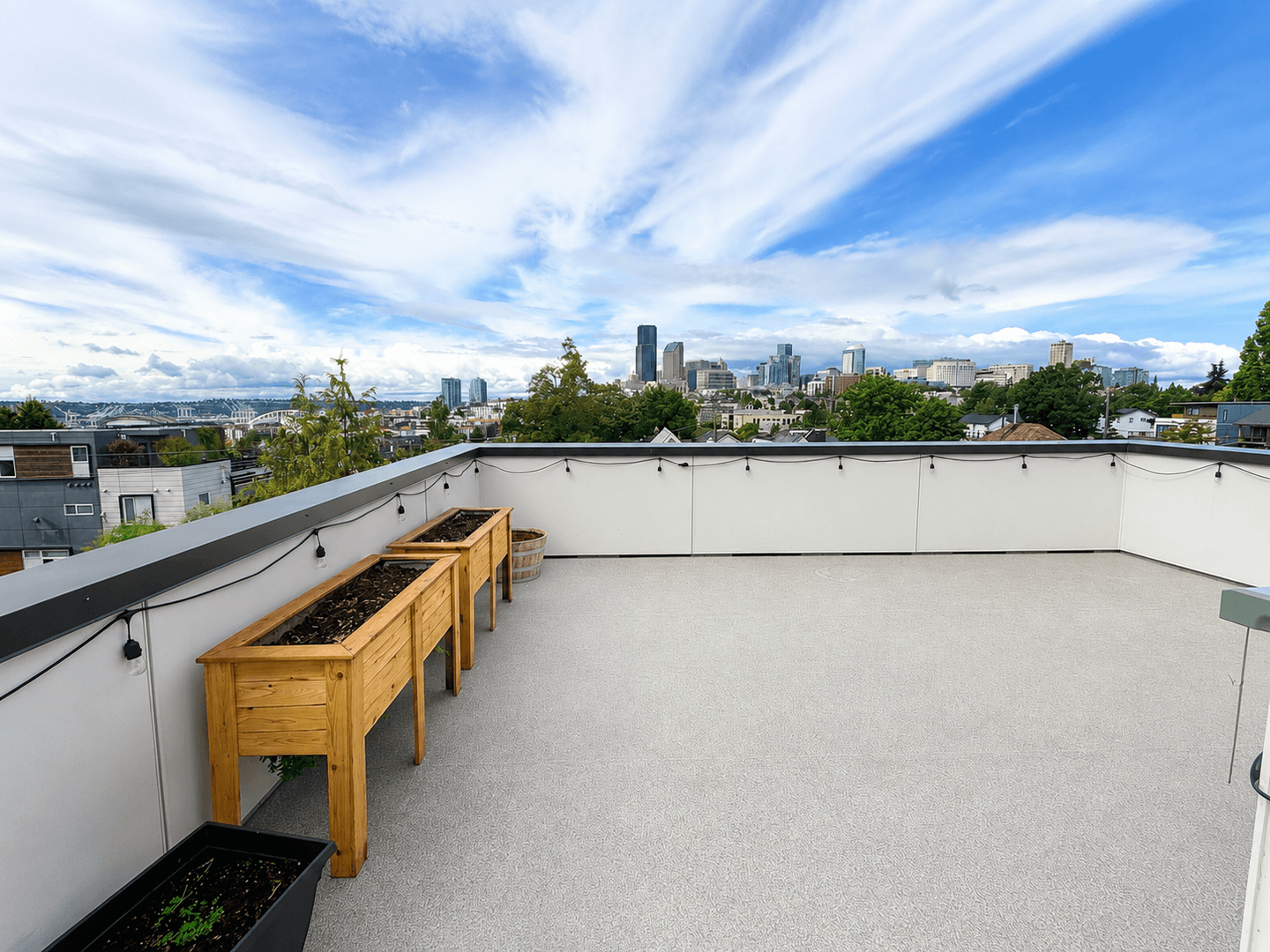 Seattle Townhome: 1712A E Spruce Street