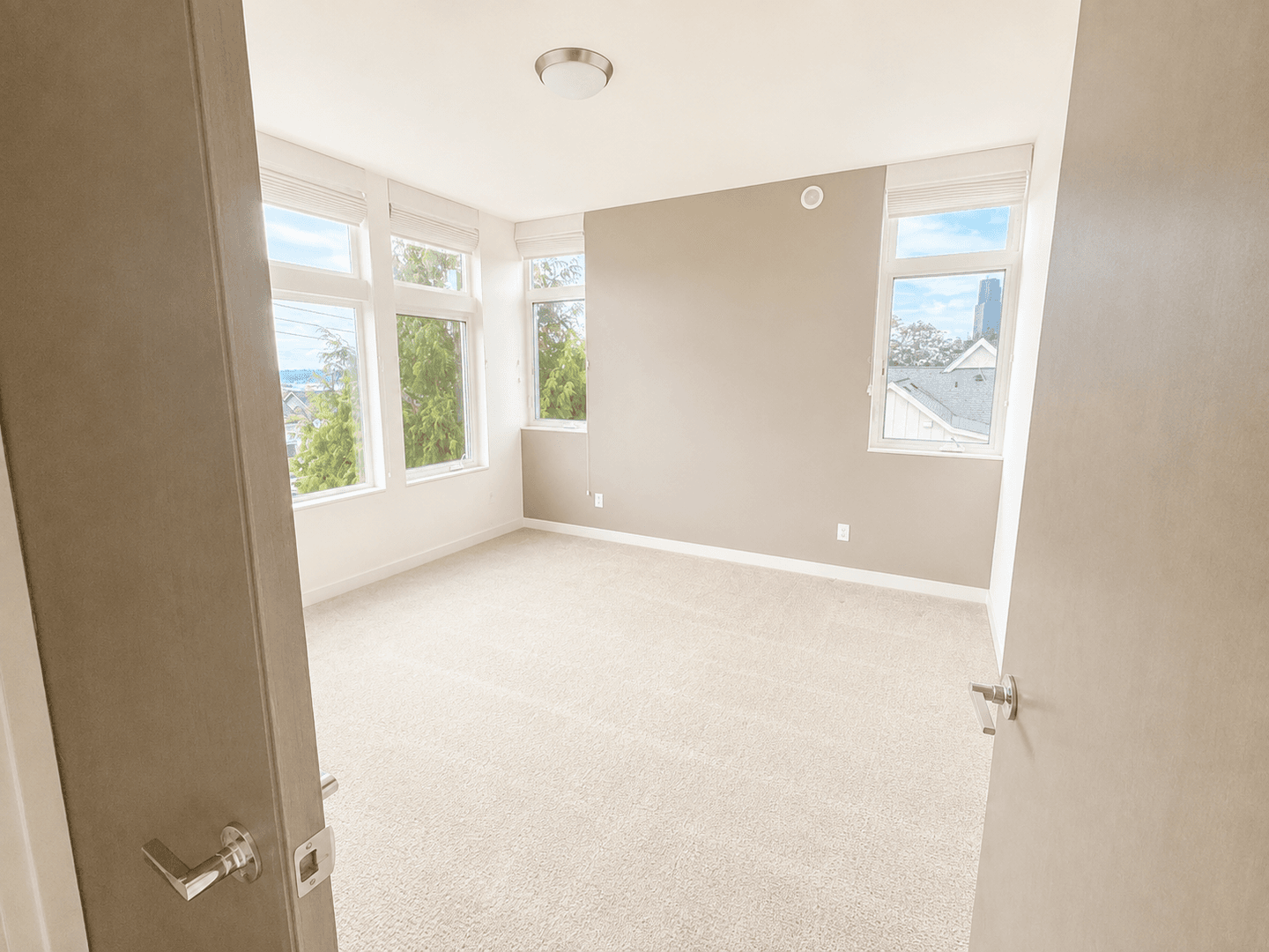 Seattle Townhome: 1712A E Spruce Street