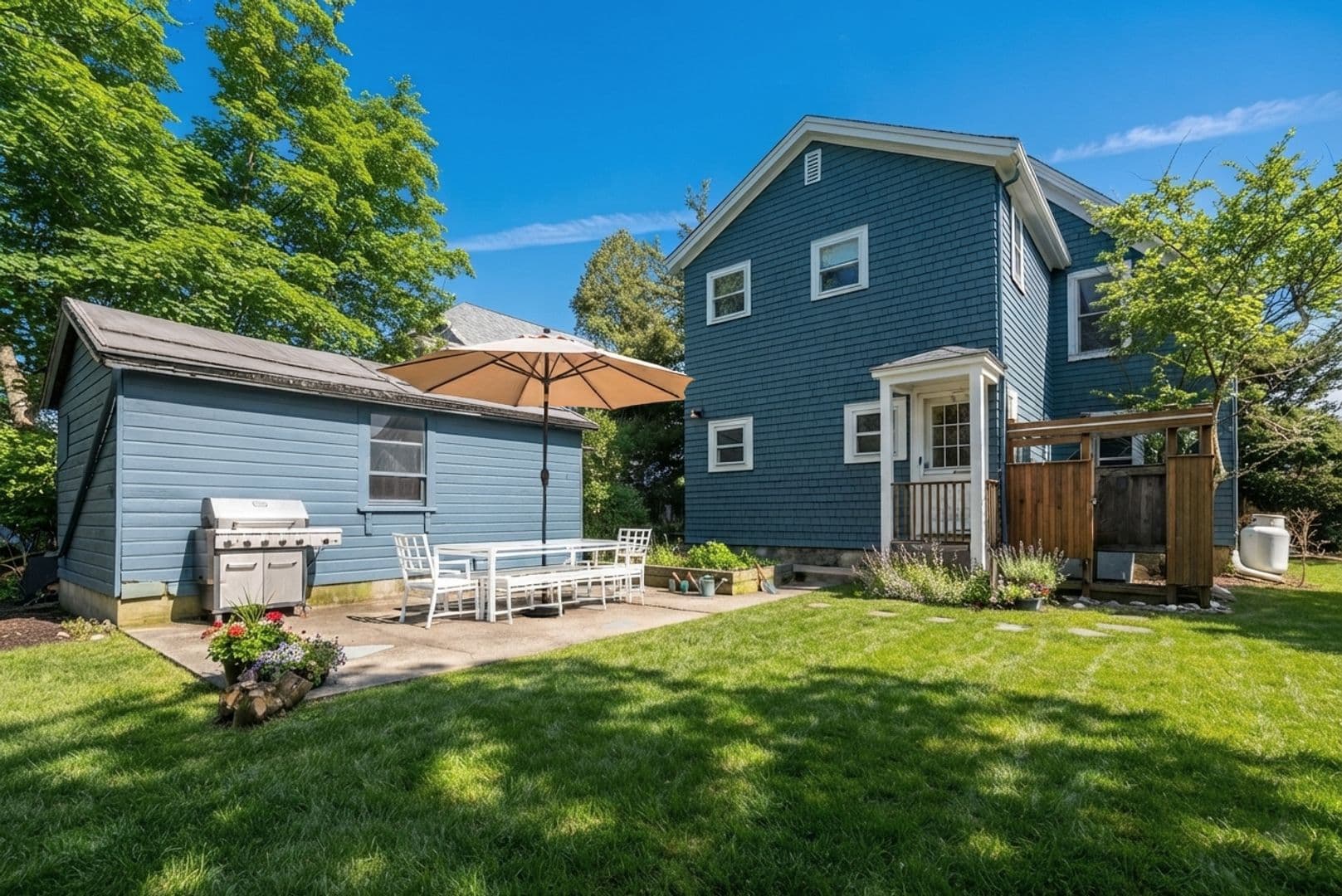 Gloucester House: 11 South Kilby Street