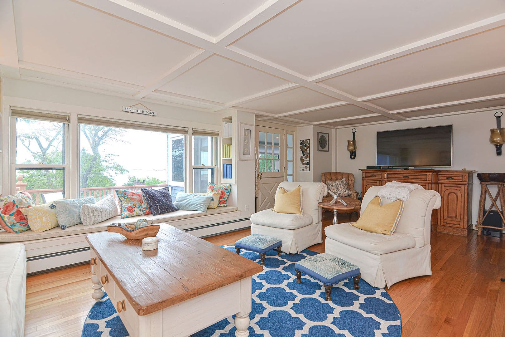 Rockport Apartment: 93 Granite St