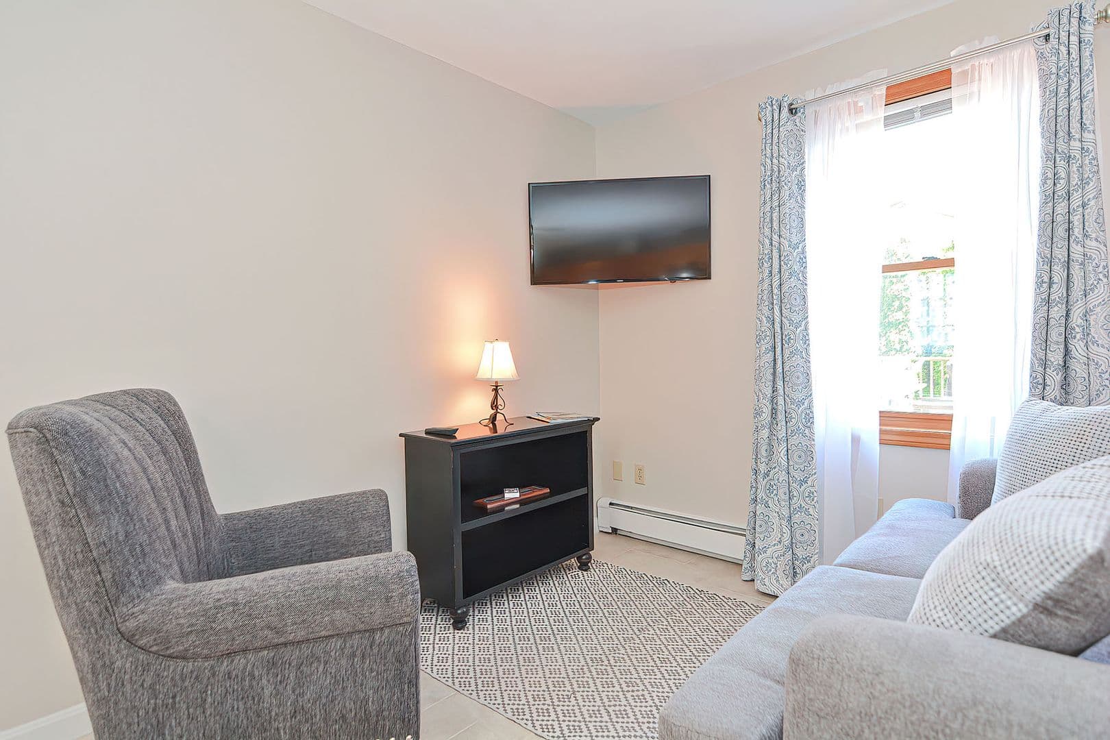 Rockport House: 2 Mary Helen Way