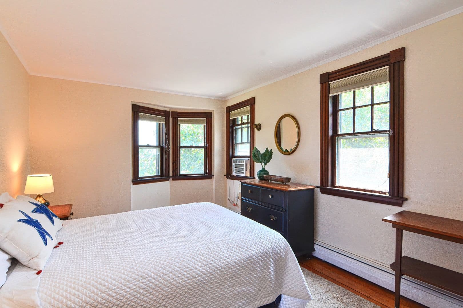 Rockport House: 16 Oakes Lane