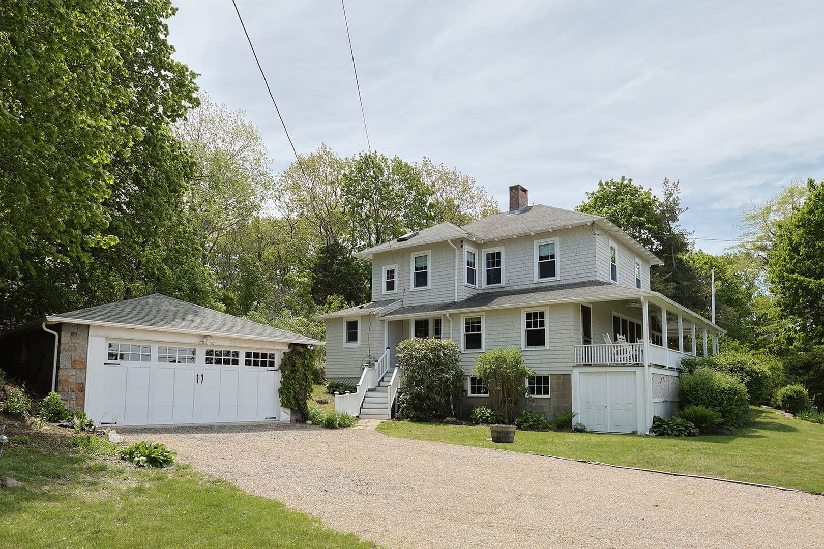 Gloucester House: 64 Riverview Road