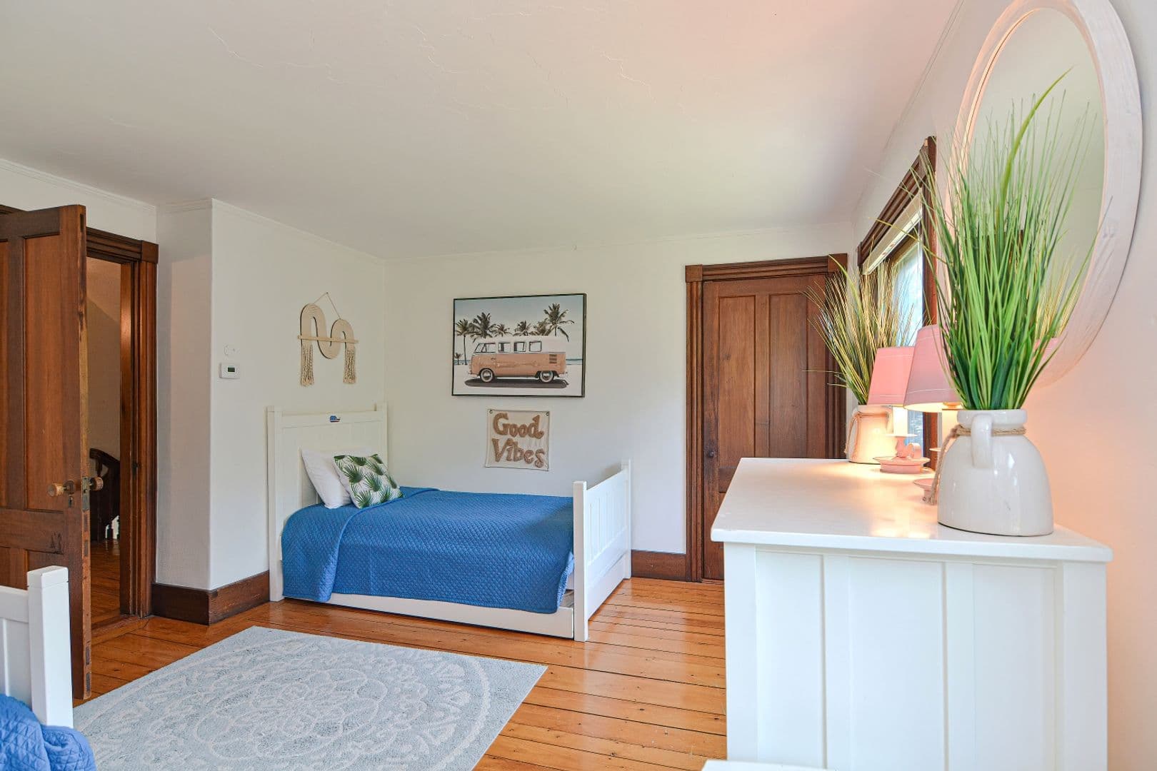Rockport House: 16 Oakes Lane