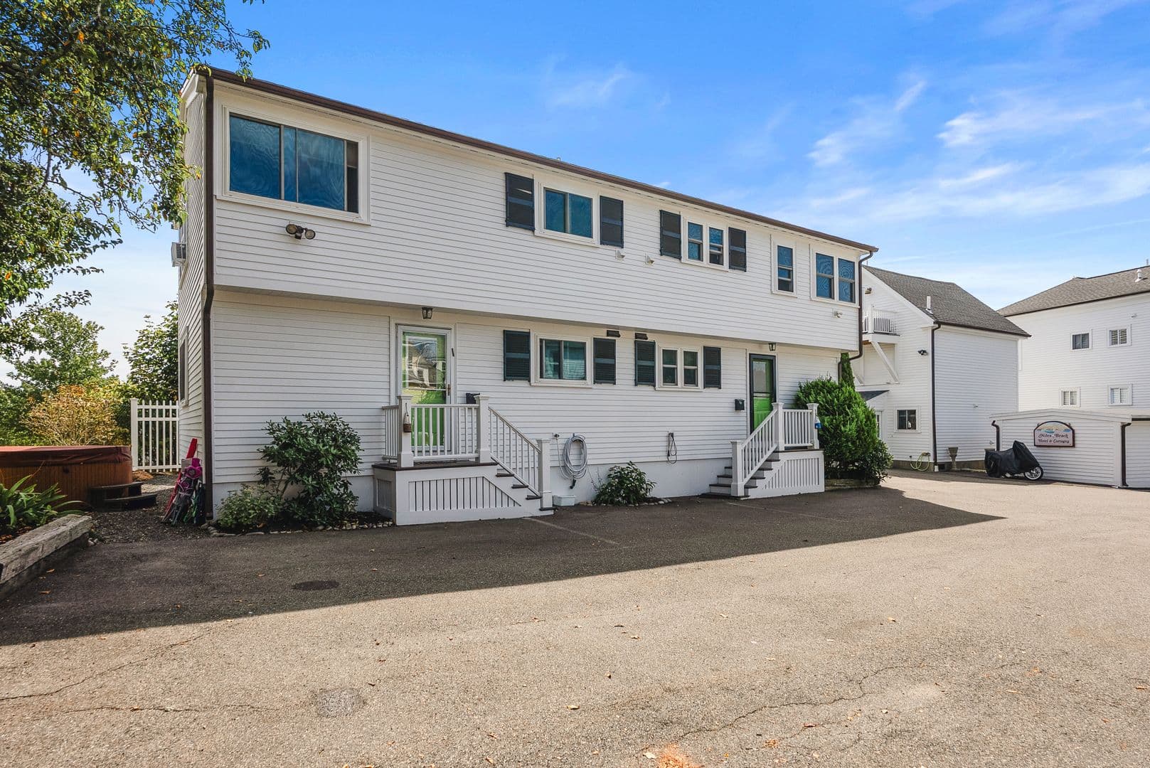 Gloucester House: 62 Eastern Point Road, #2