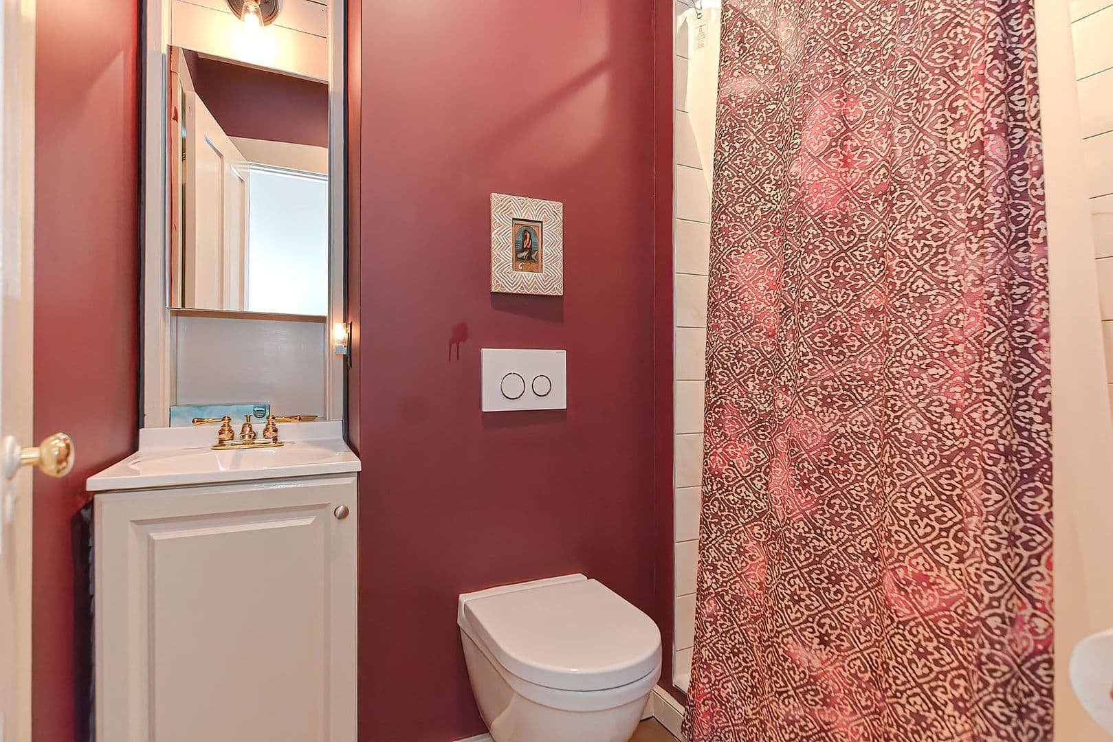 Rockport Apartment: 68B Granite Street