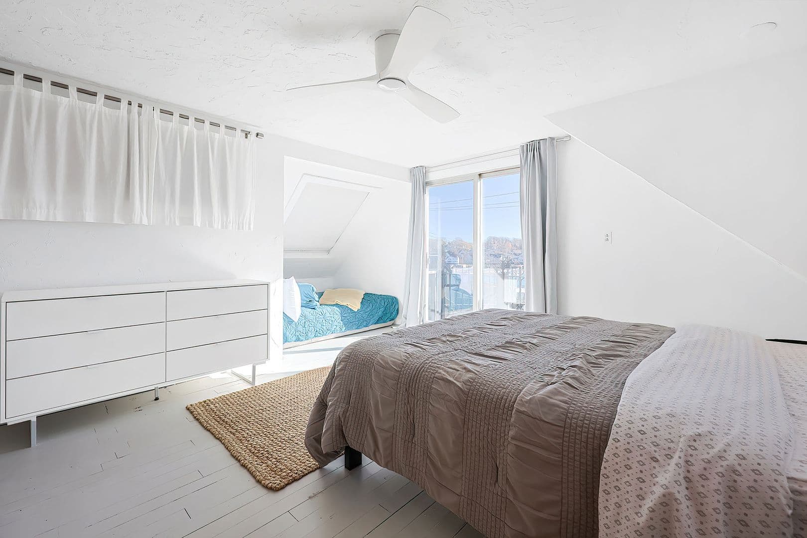 Gloucester House: 42 Rocky Neck Avenue