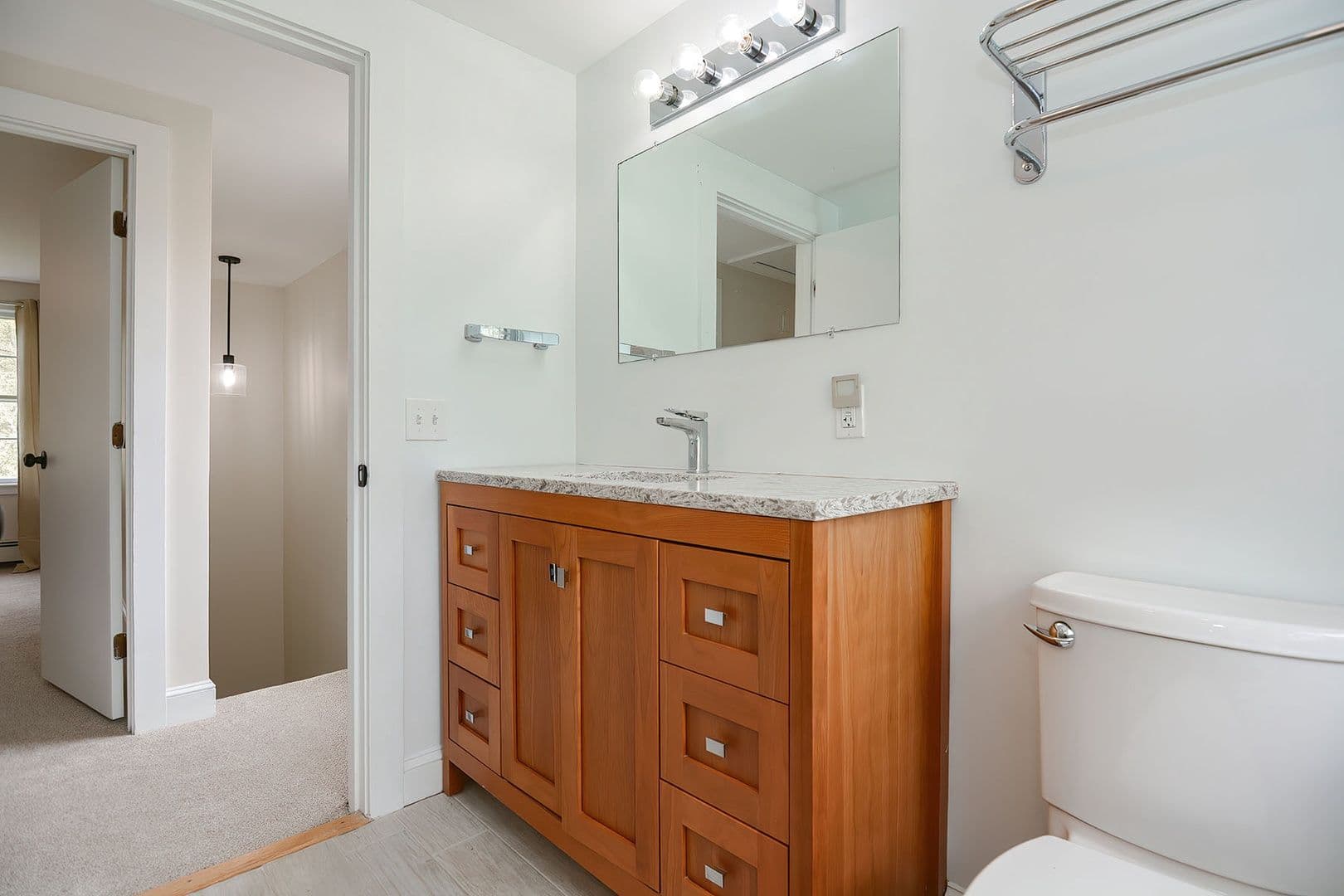 Rockport House: 248 Granite Street