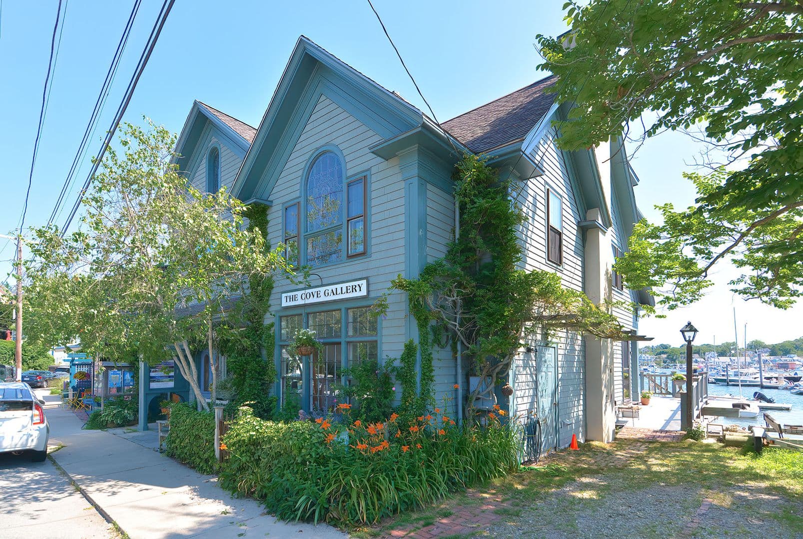 Gloucester Apartment: 37 Rocky Neck Avenue, Unit A