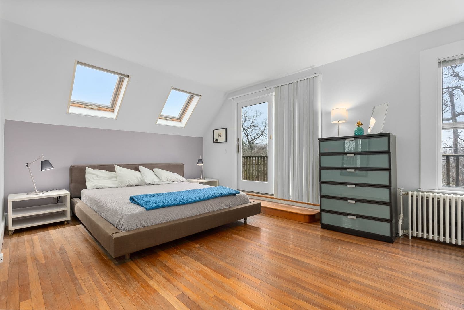 Gloucester House: 11 South Kilby Street