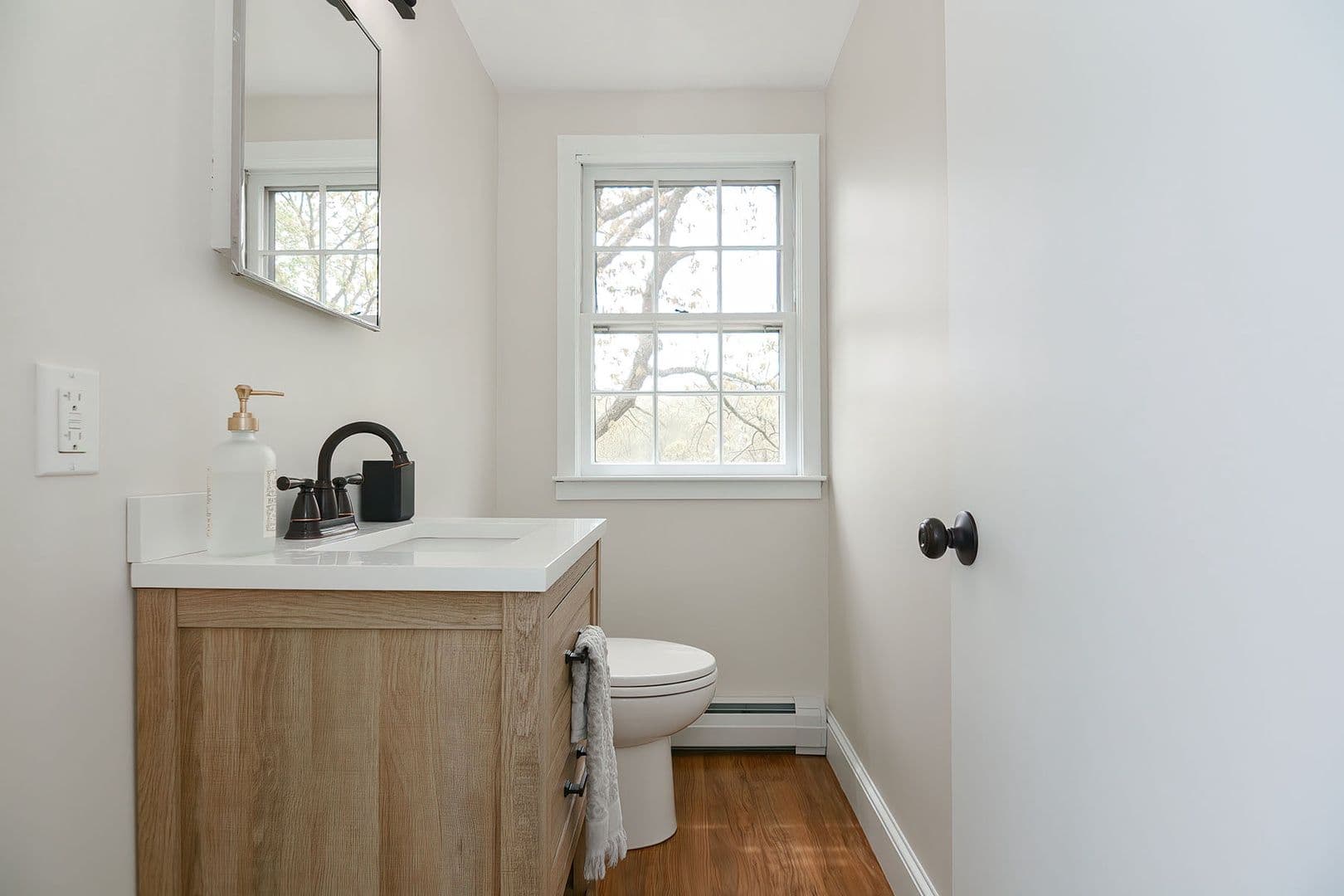 Rockport House: 248 Granite Street