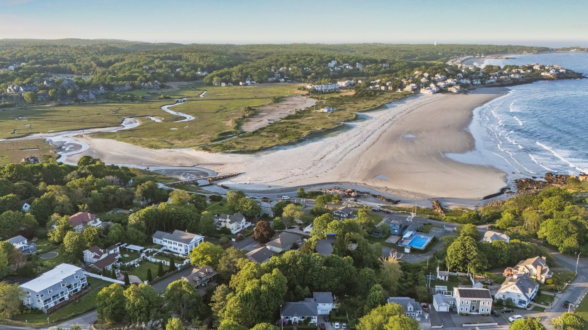 Gloucester Apartment: 24 Atlantic Road