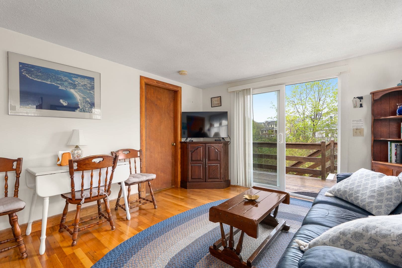 Gloucester Apartment: 24 Atlantic Road