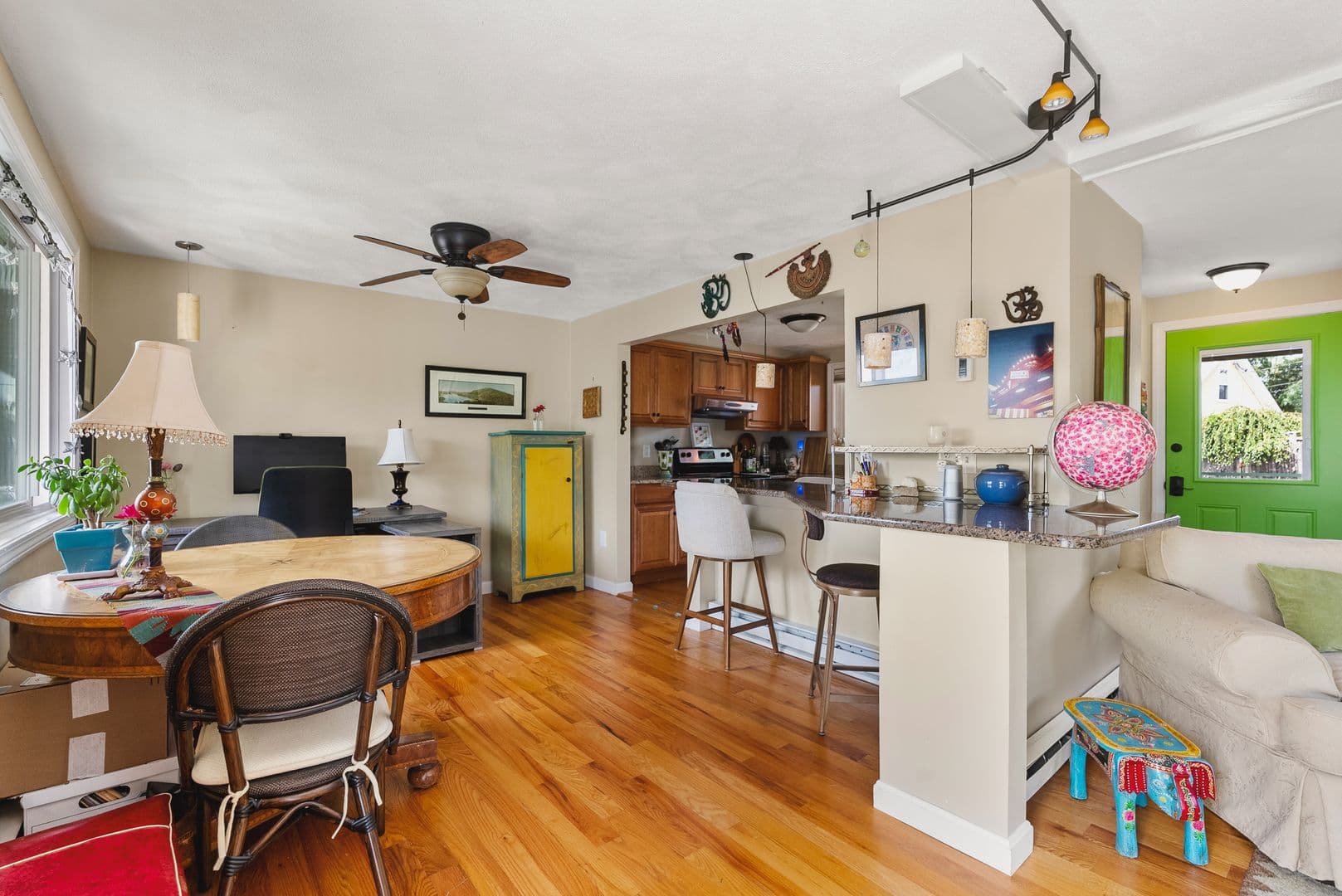Gloucester House: 62 Eastern Point Road, #2