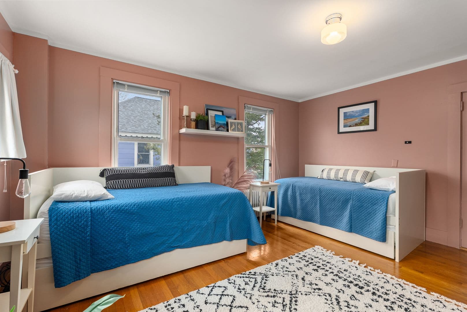 Gloucester House: 11 South Kilby Street