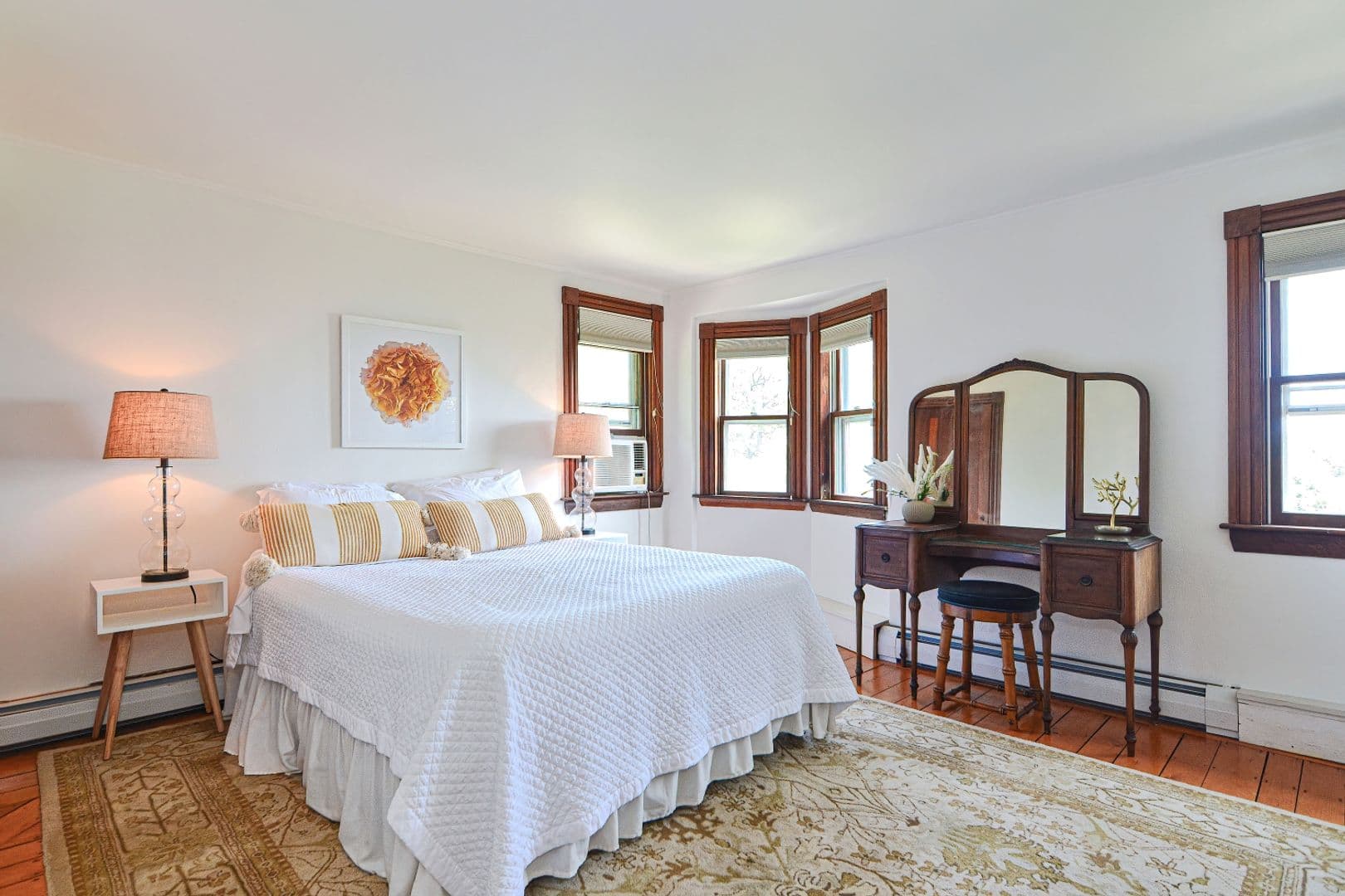 Rockport House: 16 Oakes Lane