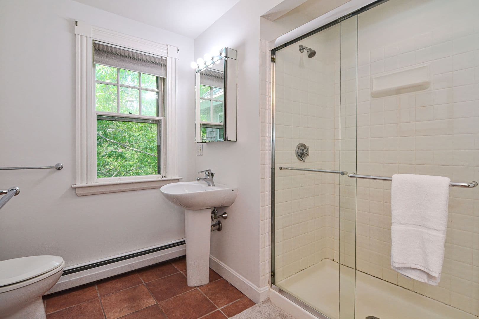 Rockport House: 16 Oakes Lane