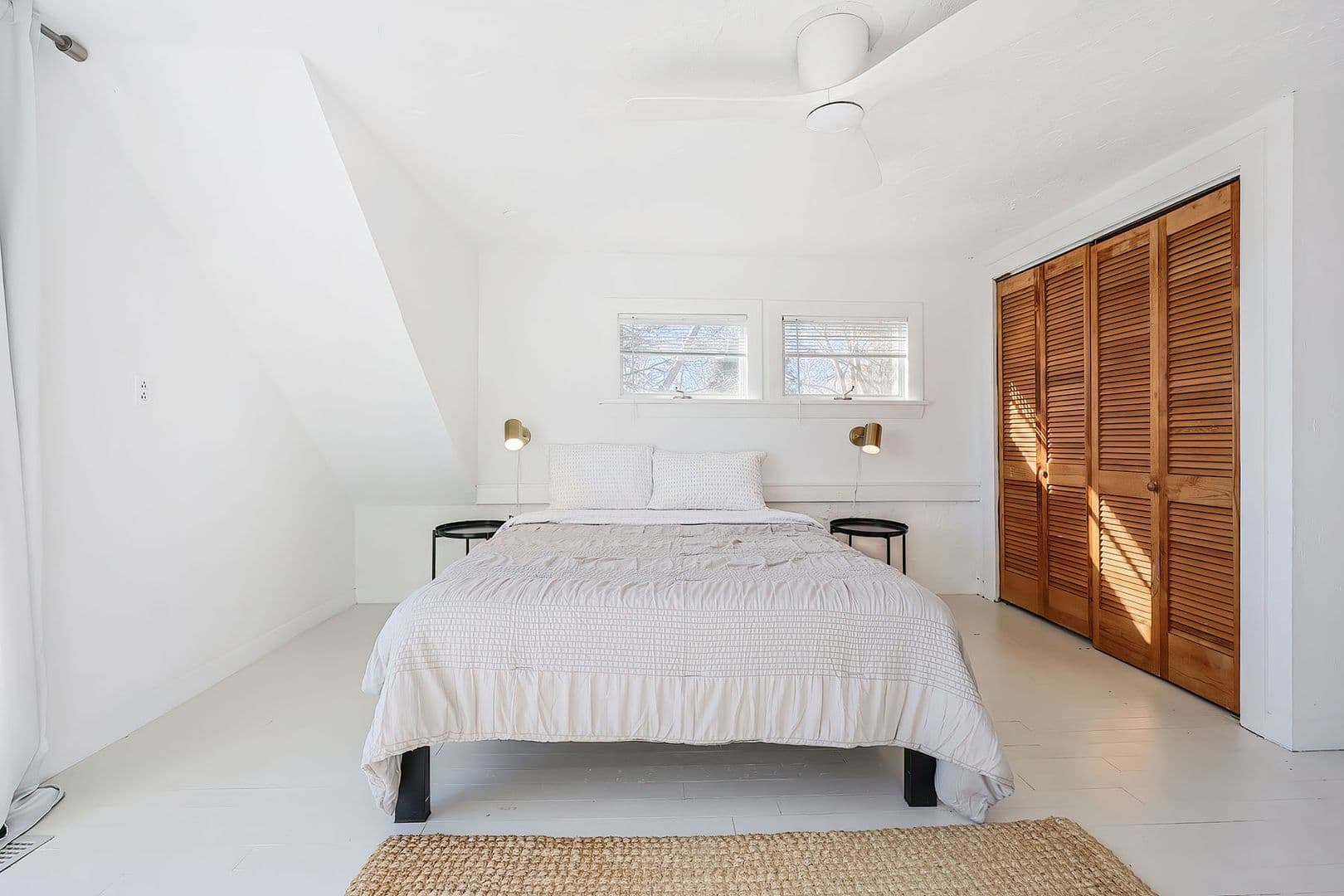 Gloucester House: 42 Rocky Neck Avenue