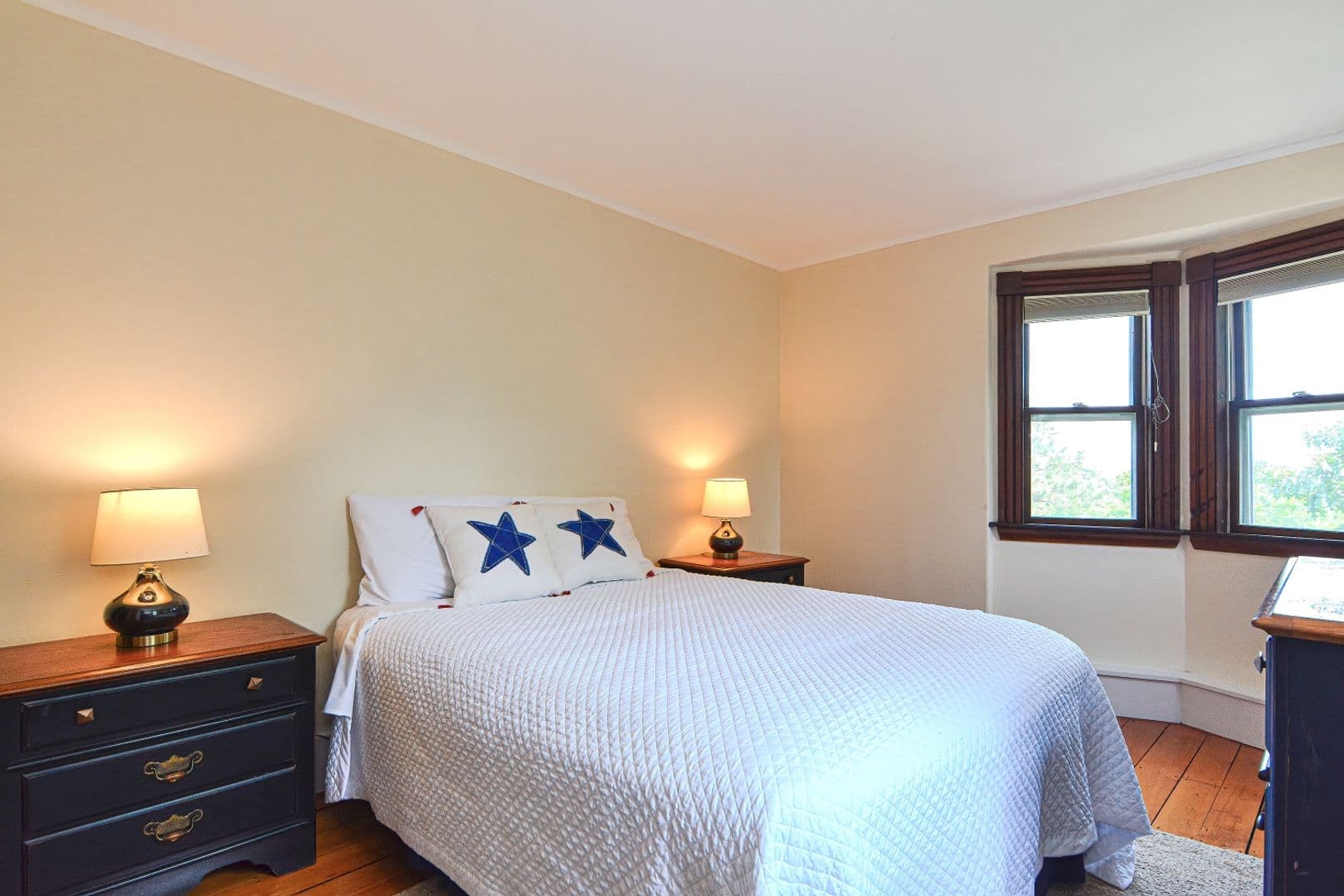 Rockport House: 16 Oakes Lane