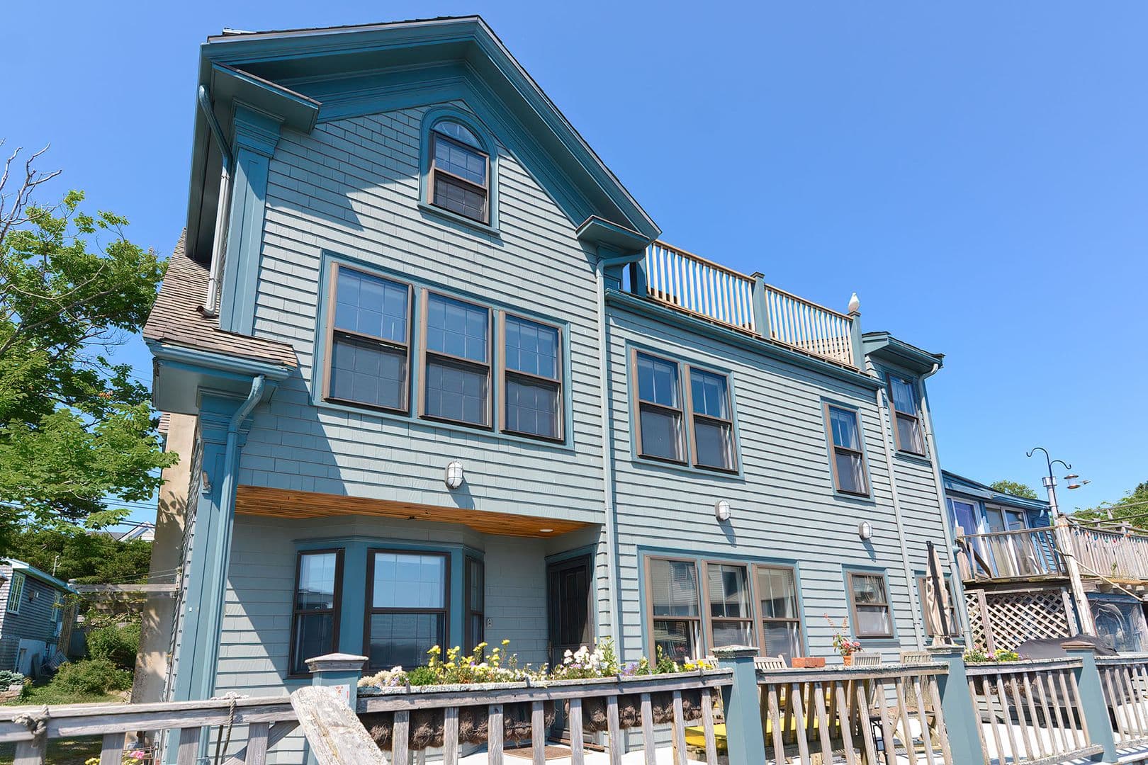 Gloucester Apartment: 37 Rocky Neck Avenue, Unit A