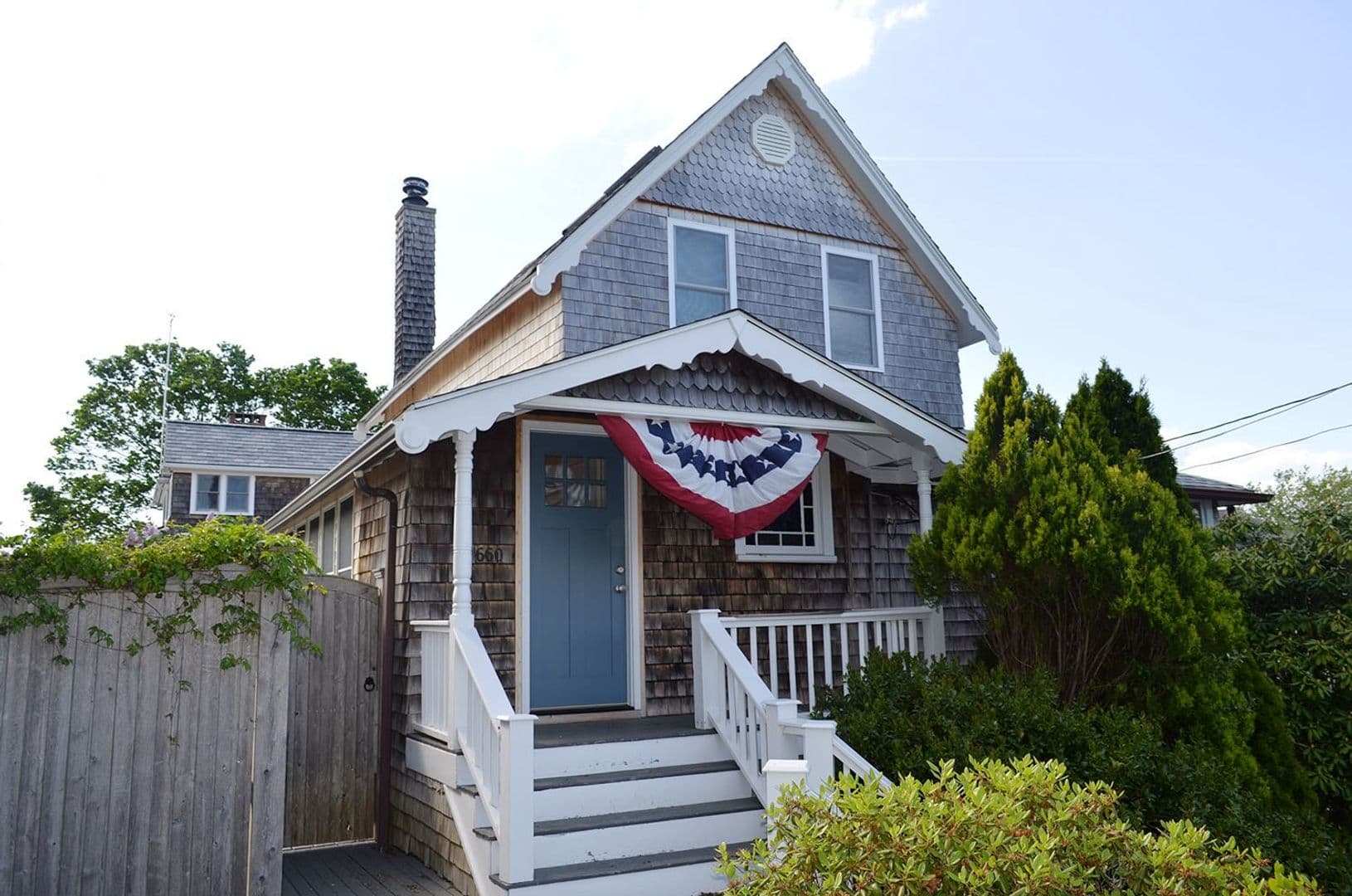 Gloucester House: 660 Washington Street
