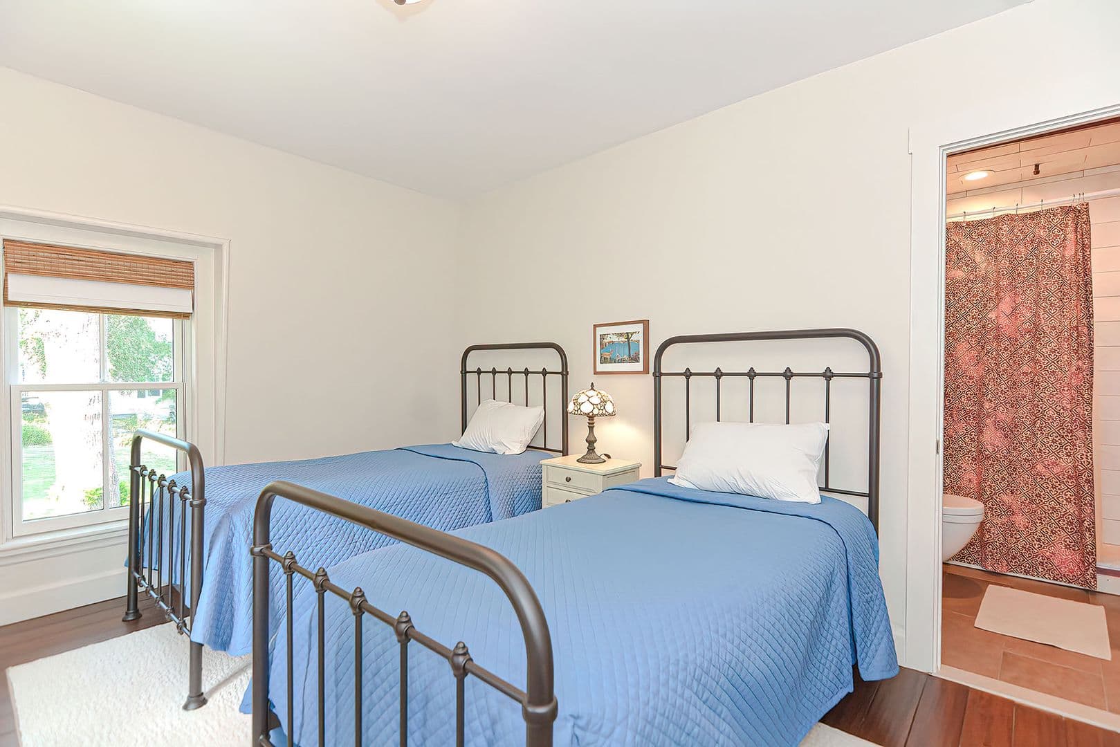 Rockport Apartment: 68B Granite Street