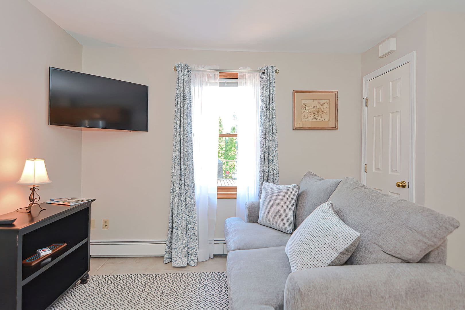 Rockport House: 2 Mary Helen Way