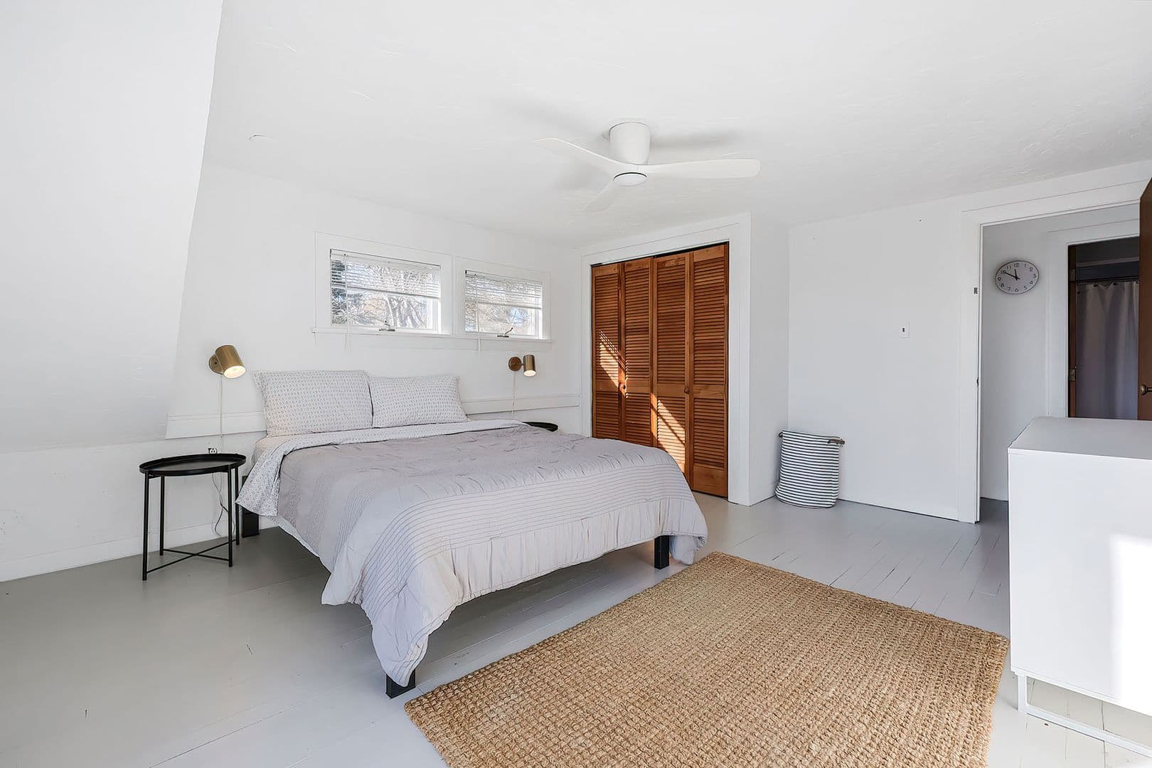 Gloucester House: 42 Rocky Neck Avenue