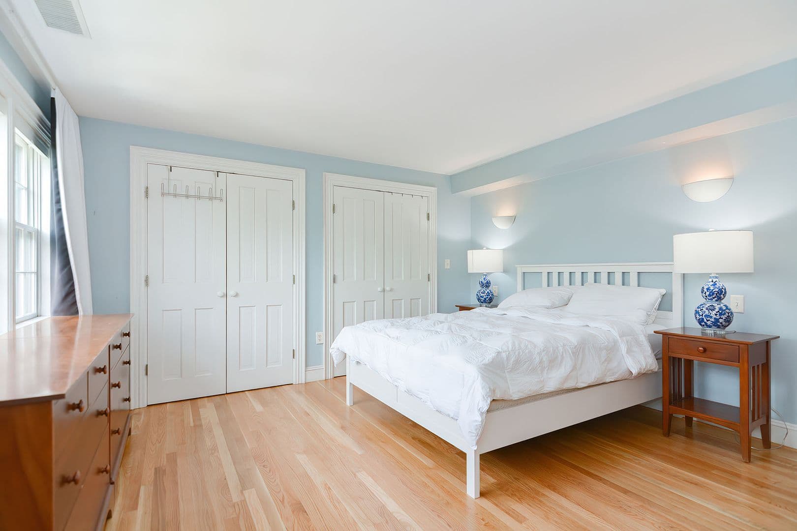 Gloucester Apartment: 37 Rocky Neck Avenue, Unit A