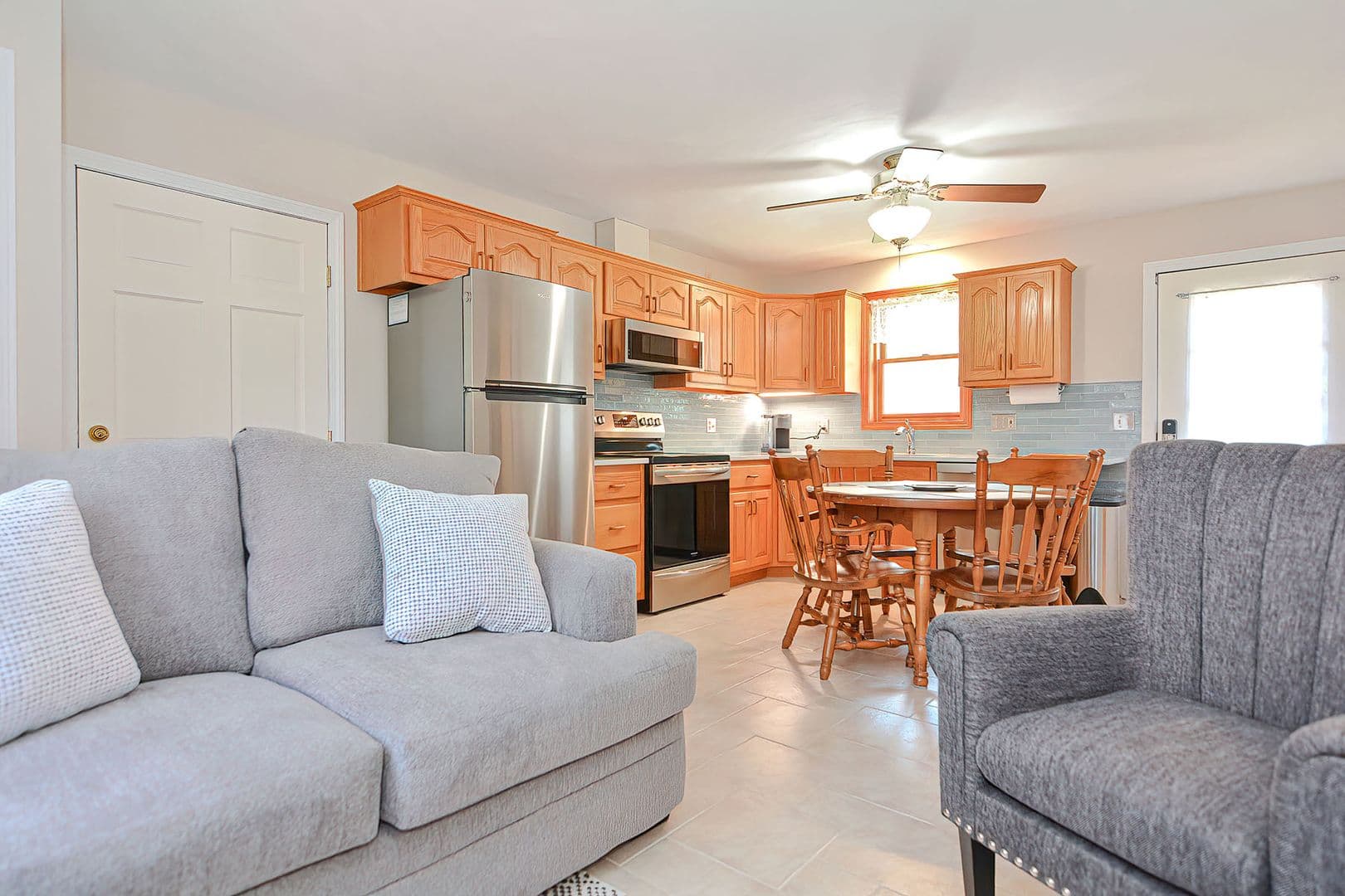 Rockport House: 2 Mary Helen Way