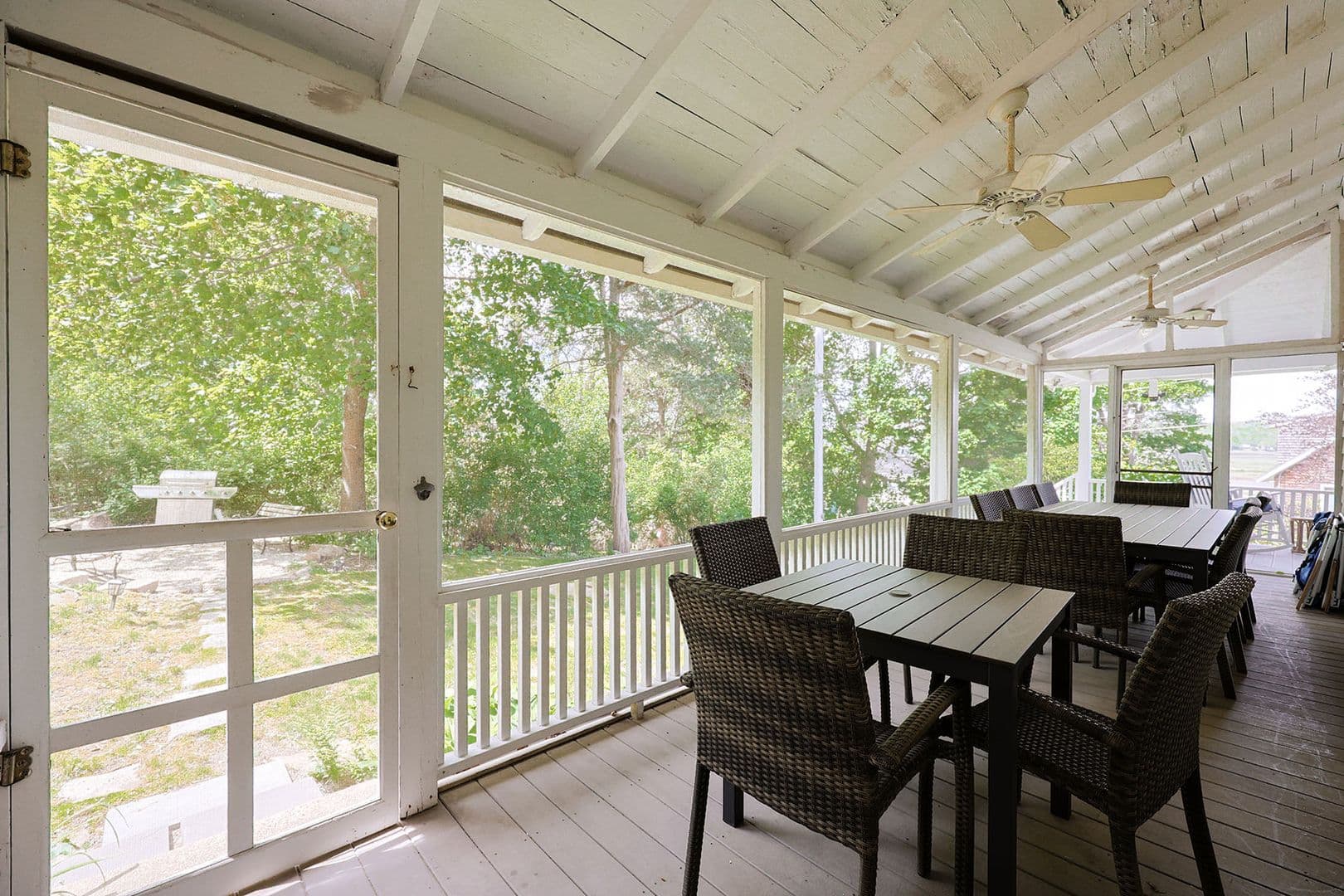 Gloucester House: 64 Riverview Road