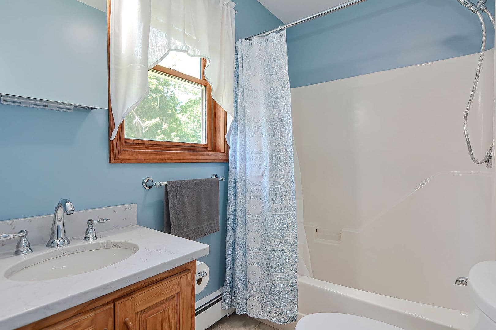 Rockport House: 2 Mary Helen Way