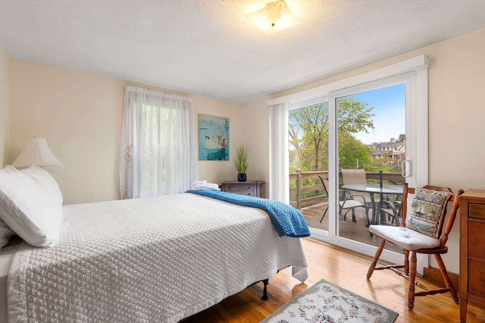 Gloucester Apartment: 24 Atlantic Road