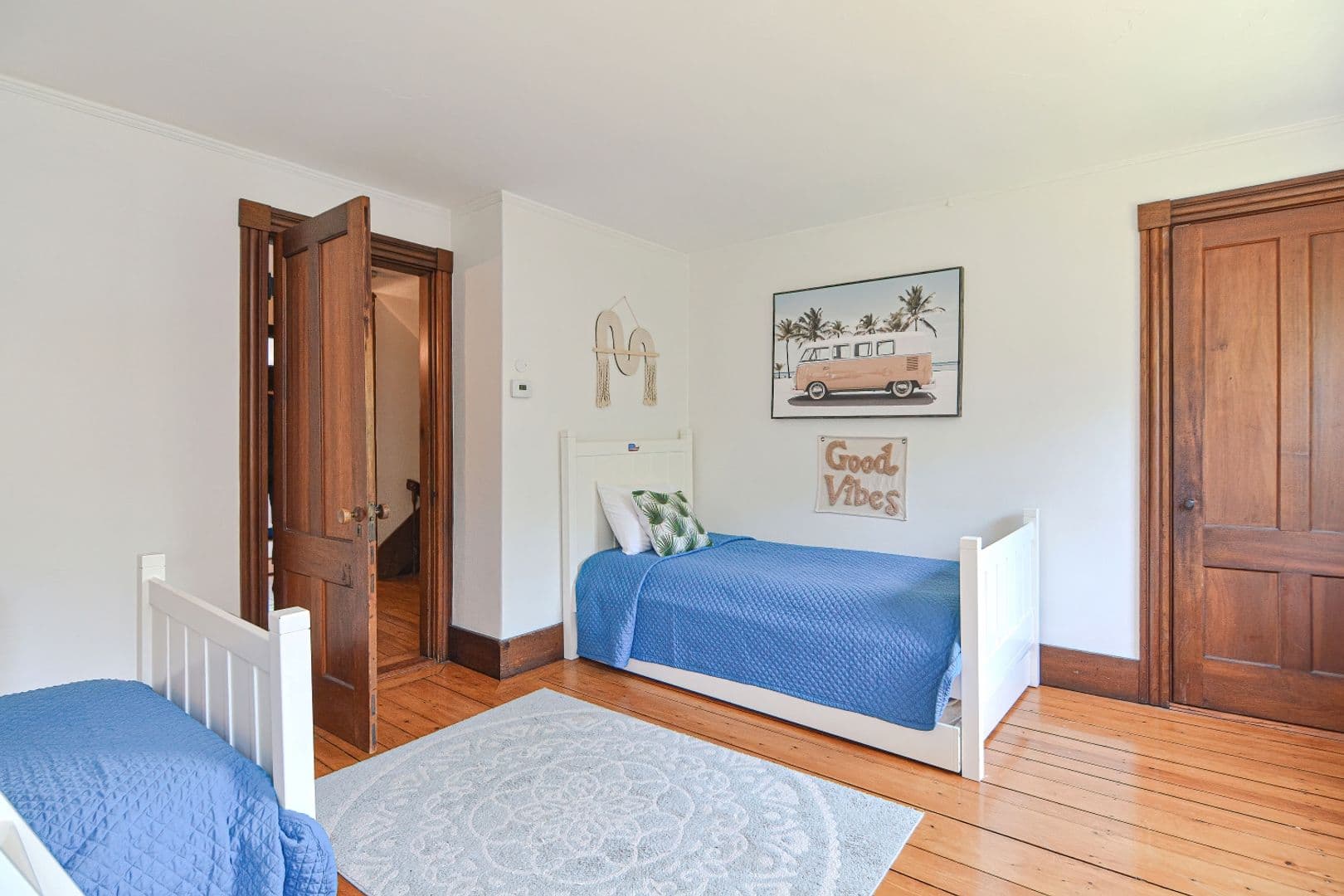 Rockport House: 16 Oakes Lane