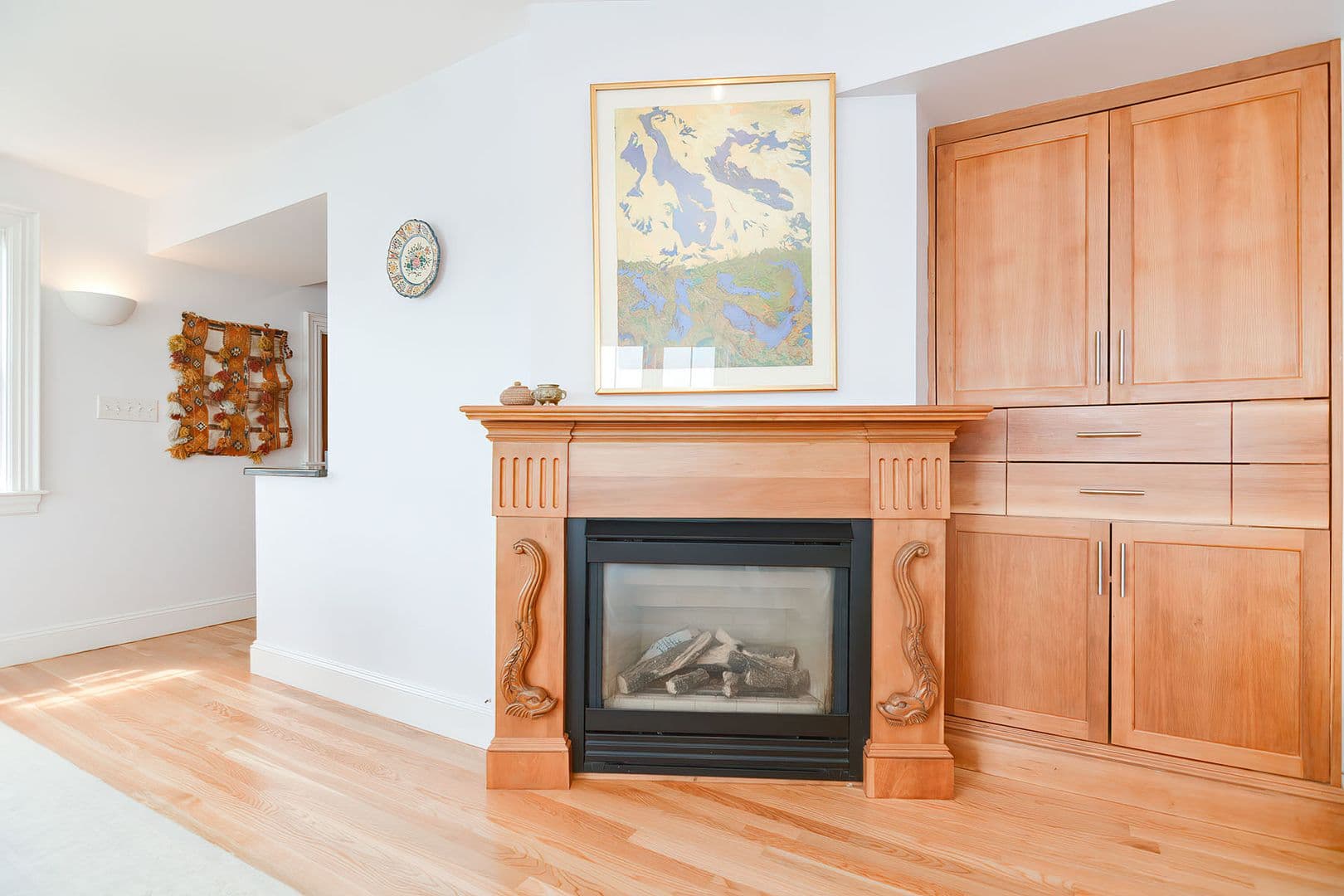 Gloucester Apartment: 37 Rocky Neck Avenue, Unit A