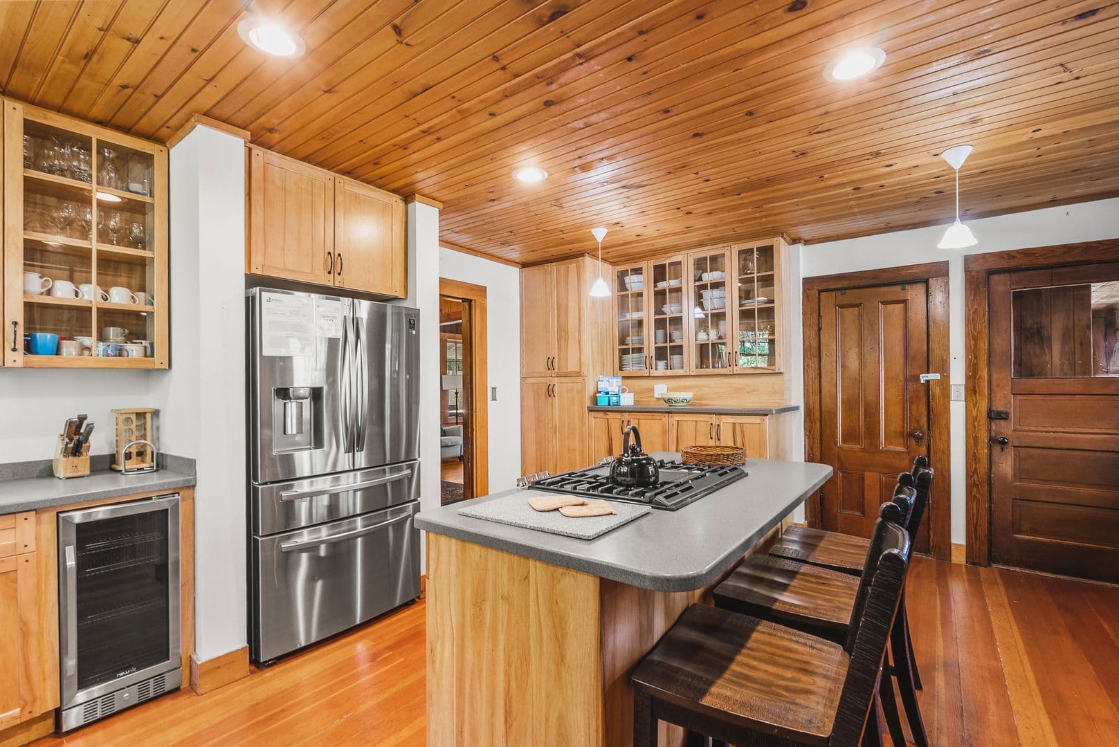 Gloucester House: 64 Riverview Road