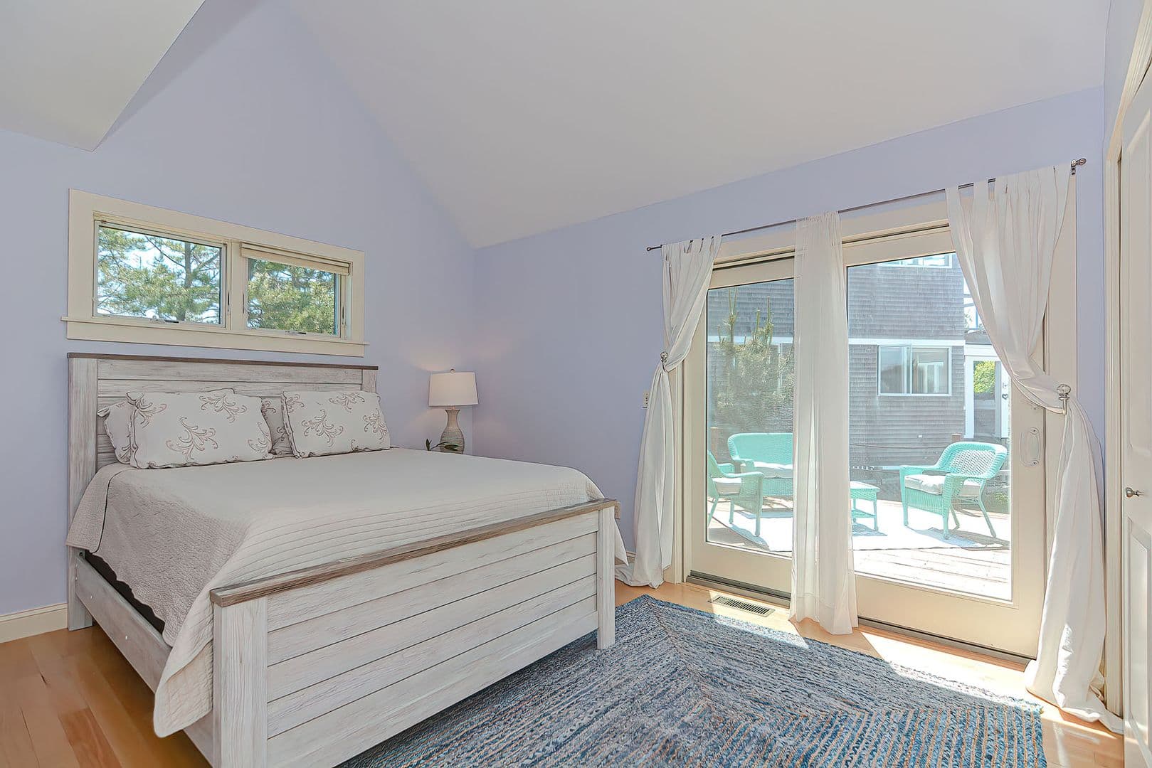 Newbury House: 4 Bryn Mawr Way