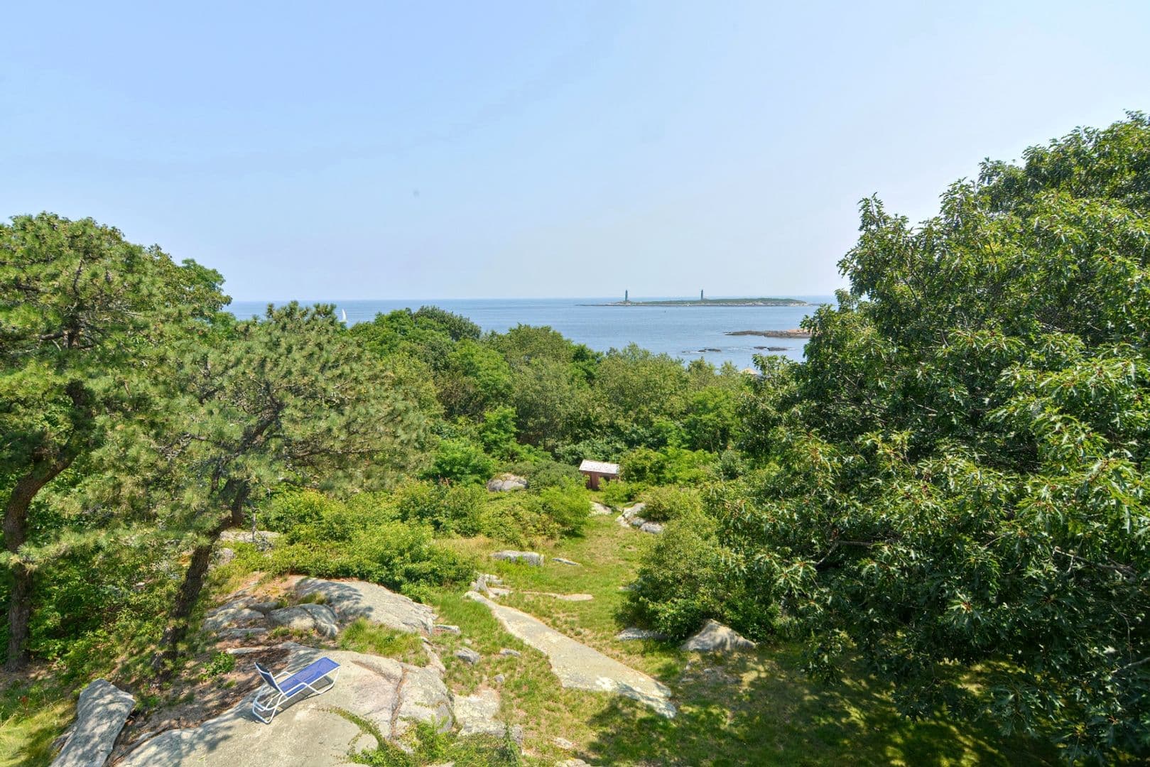 Rockport House: 16 Oakes Lane