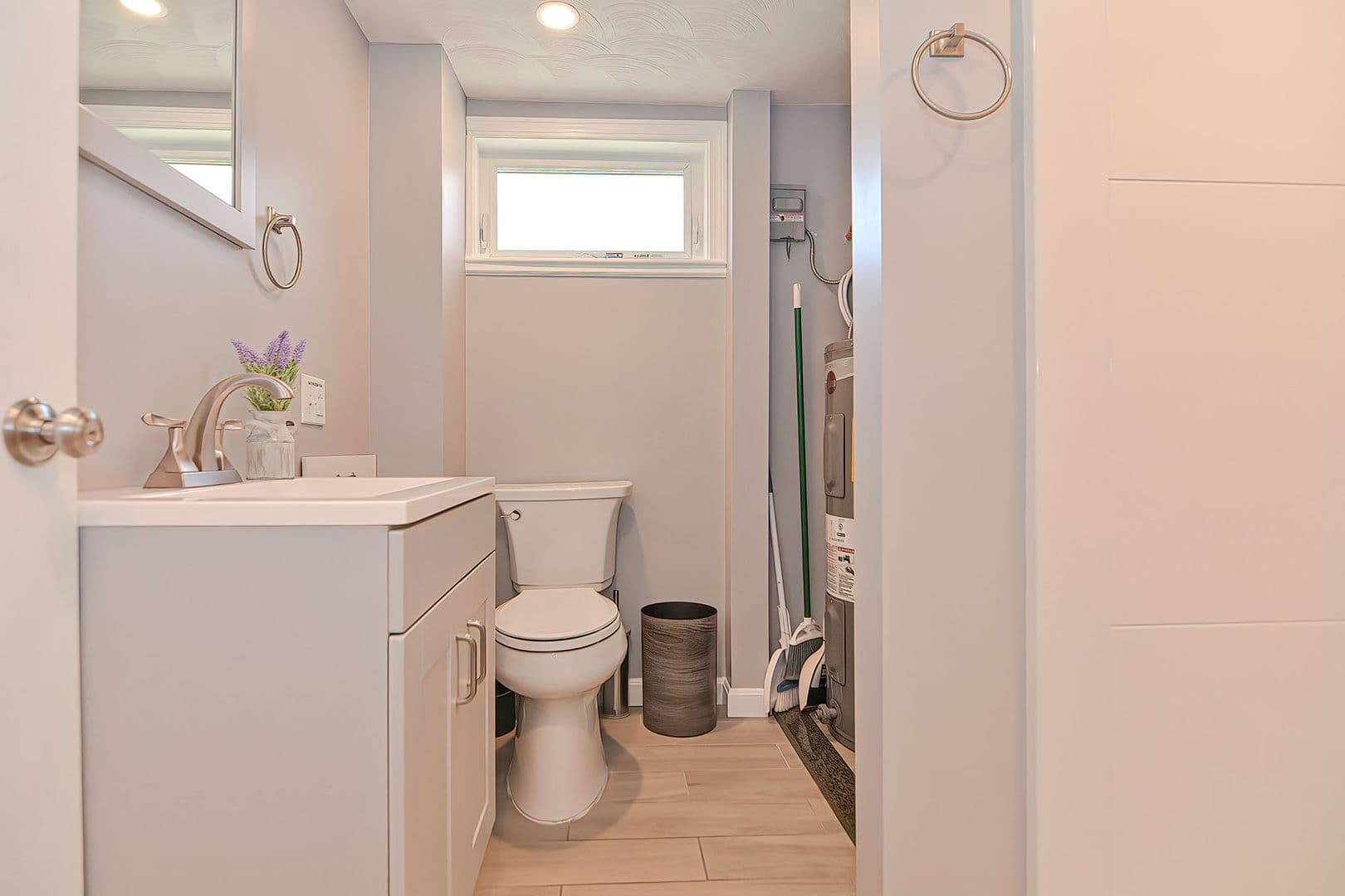 Gloucester House: 10 Josephs Way