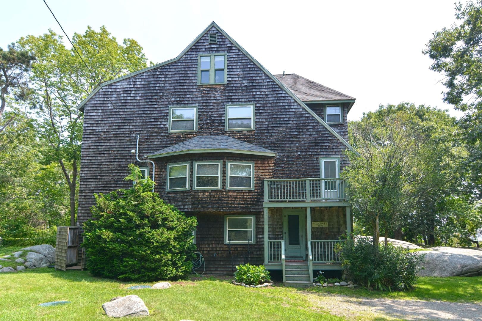 Rockport House: 16 Oakes Lane
