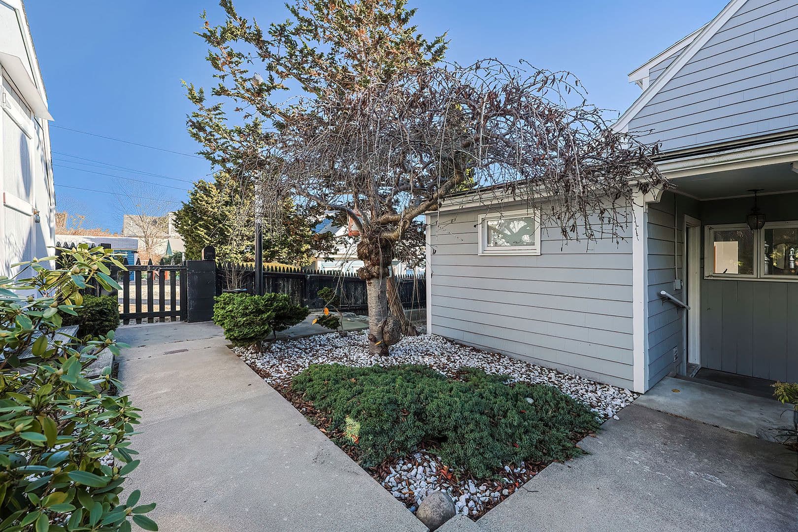Gloucester House: 42 Rocky Neck Avenue