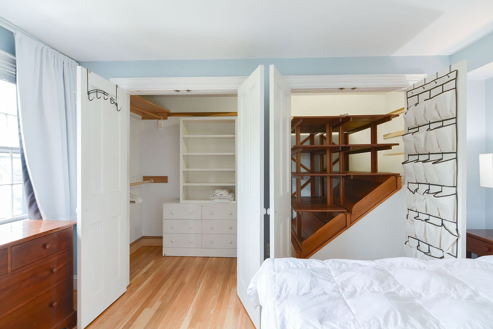 Gloucester Apartment: 37 Rocky Neck Avenue, Unit A