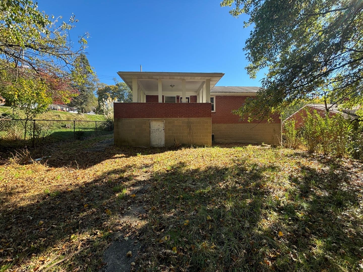 Pittsburgh House: 106 Valeview Dr