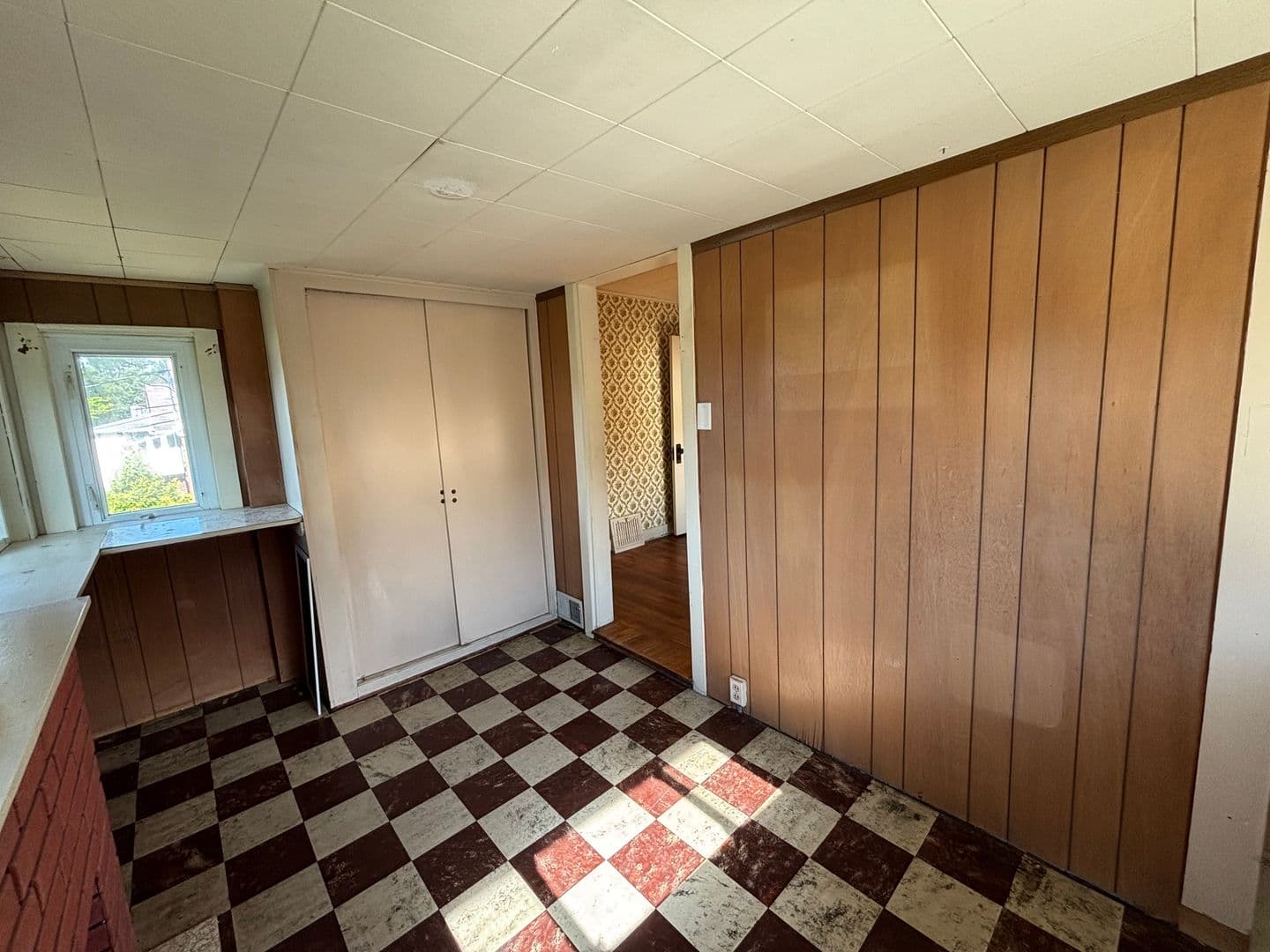 Monroeville House: 217 Rosecrest Dr