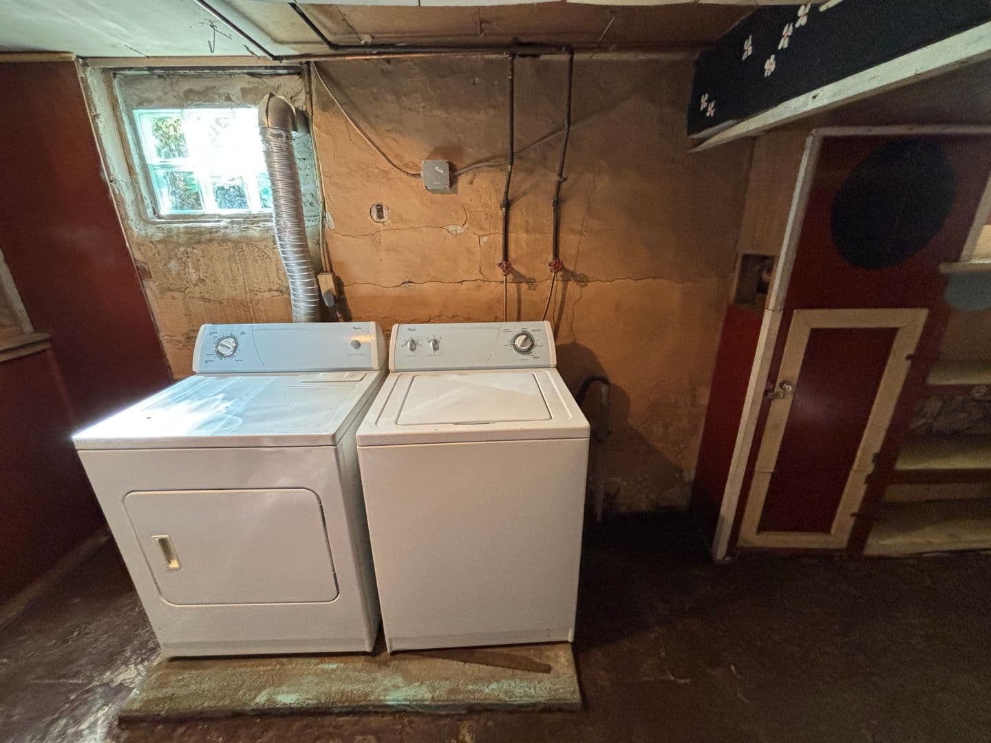 Monroeville House: 217 Rosecrest Dr