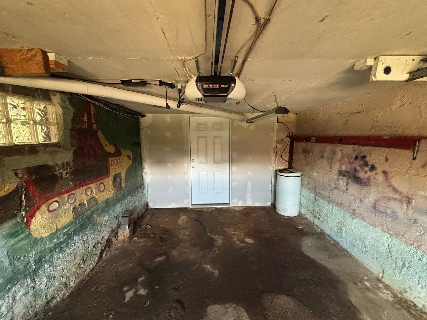 Monroeville House: 217 Rosecrest Dr