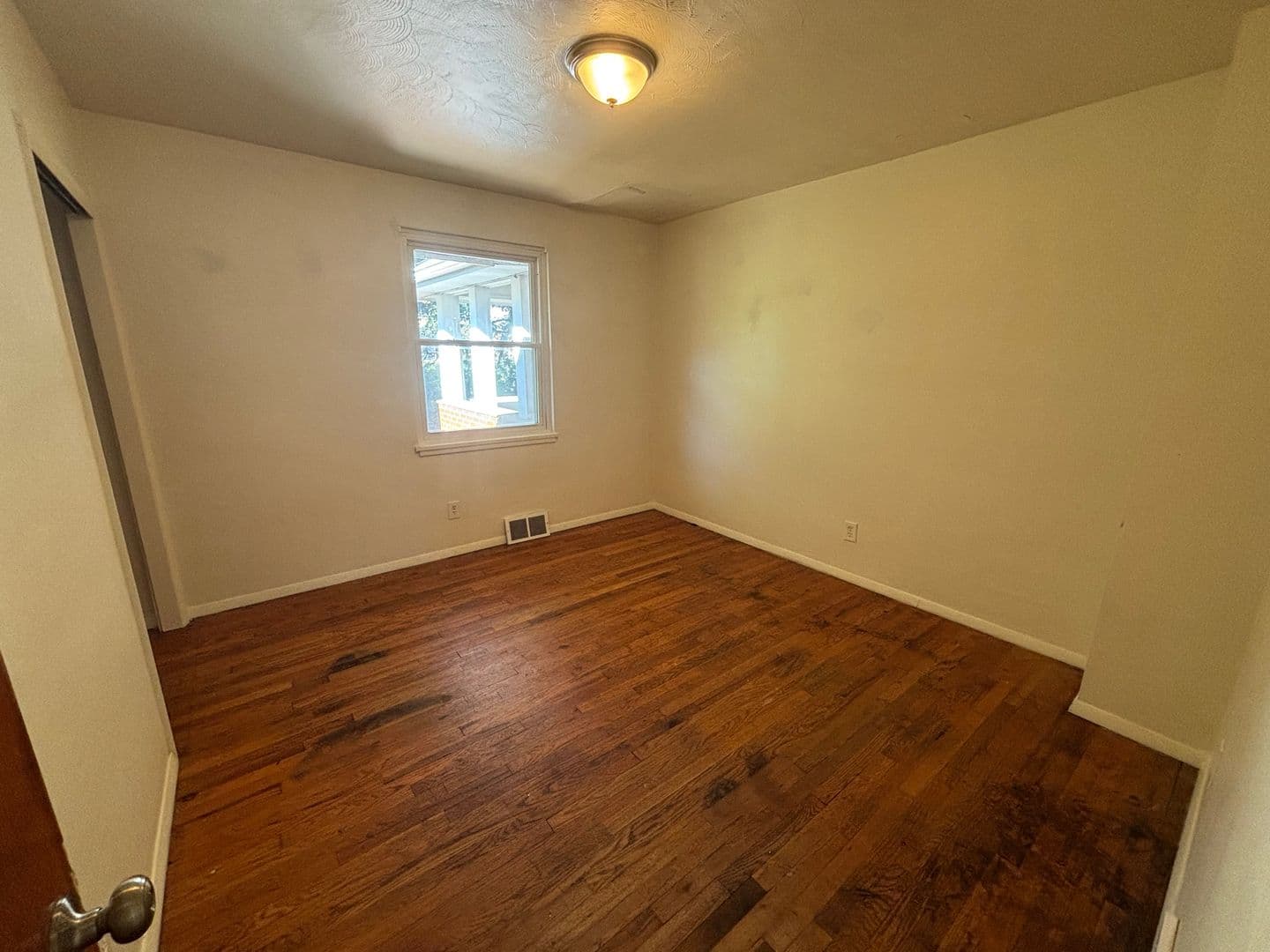 Pittsburgh House: 106 Valeview Dr