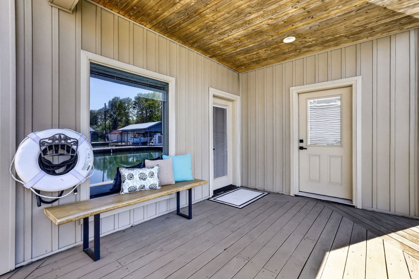 Portland House: 18525 NE Marine Drive, Slip #E3