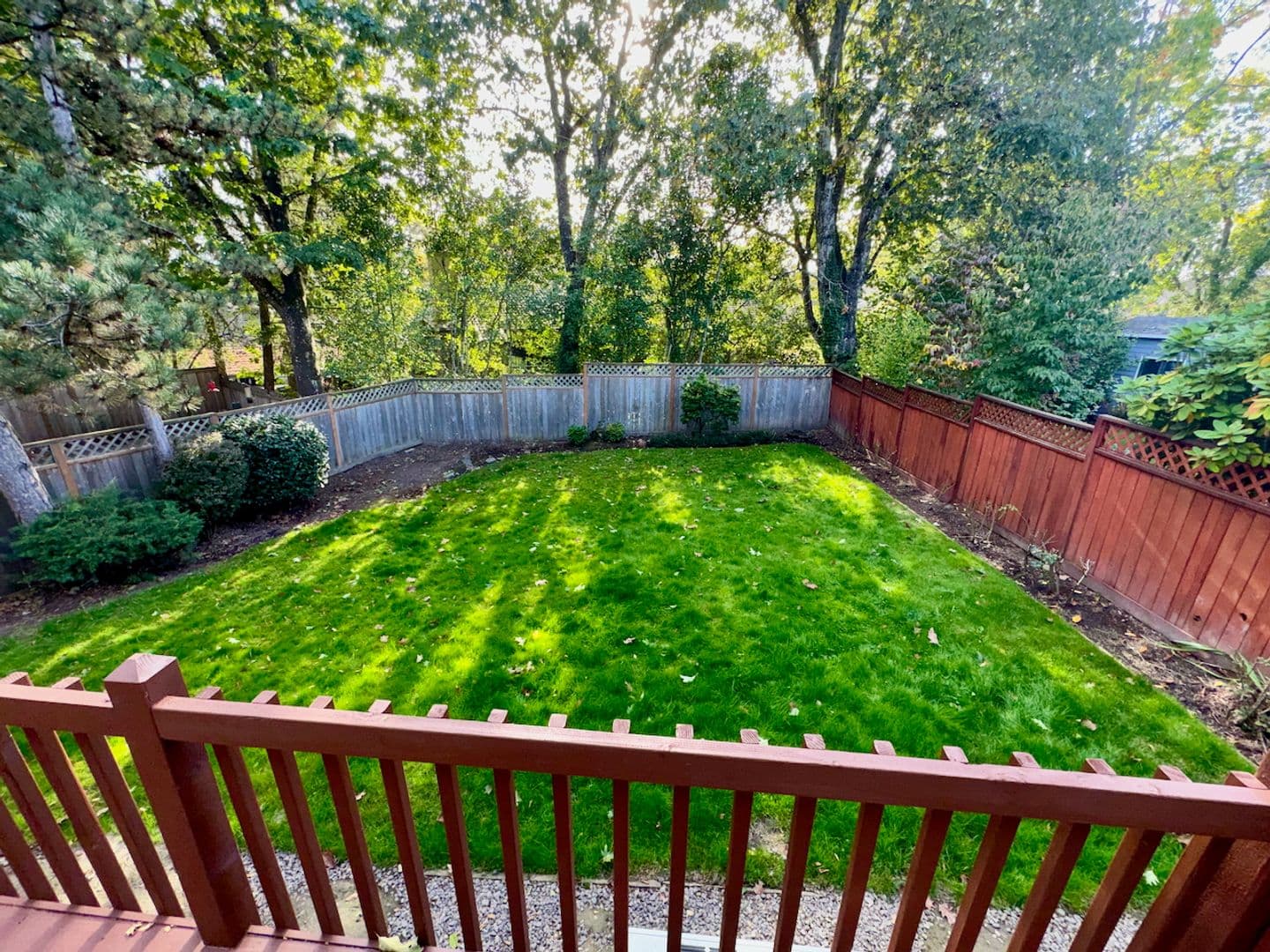 Lake Oswego House: 142 Kingsgate Rd