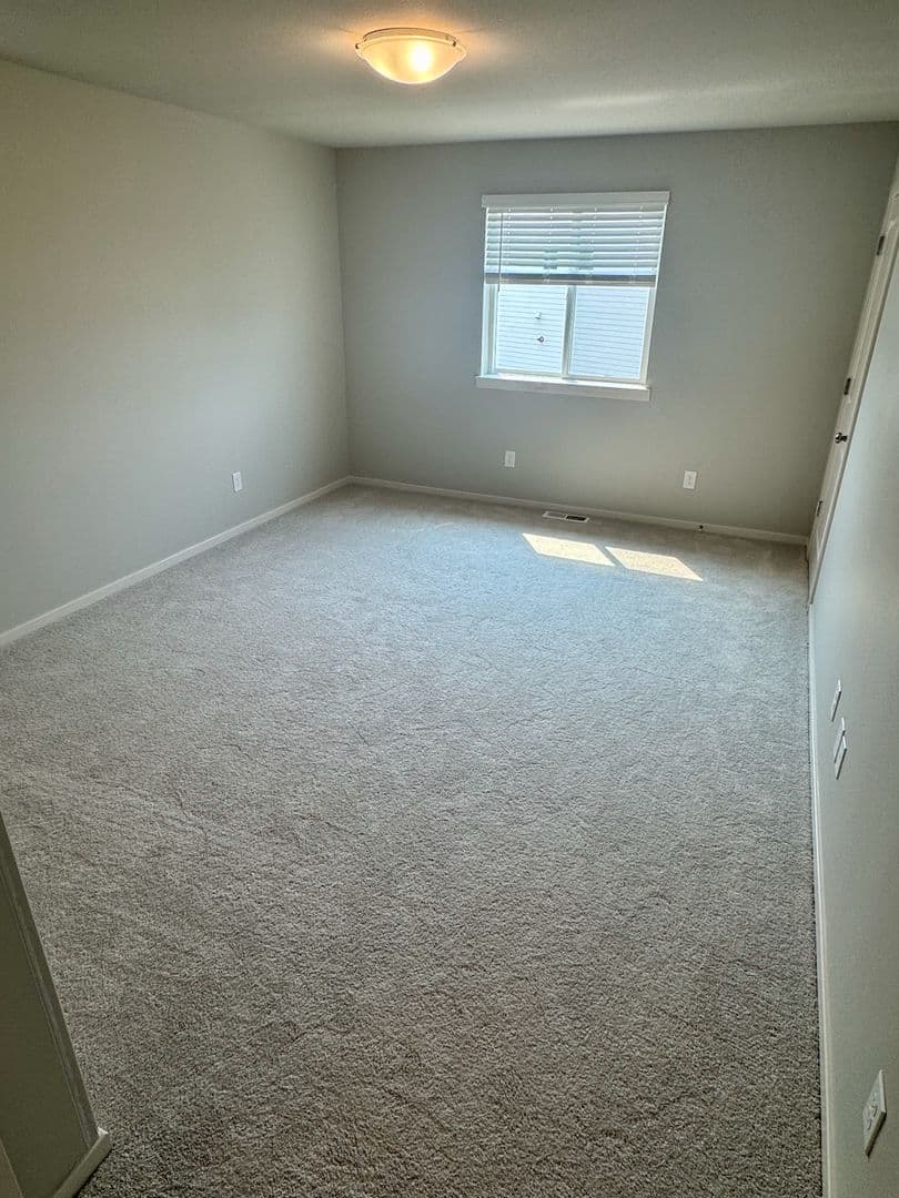Woodburn Townhome: 2388 Sawtelle Dr